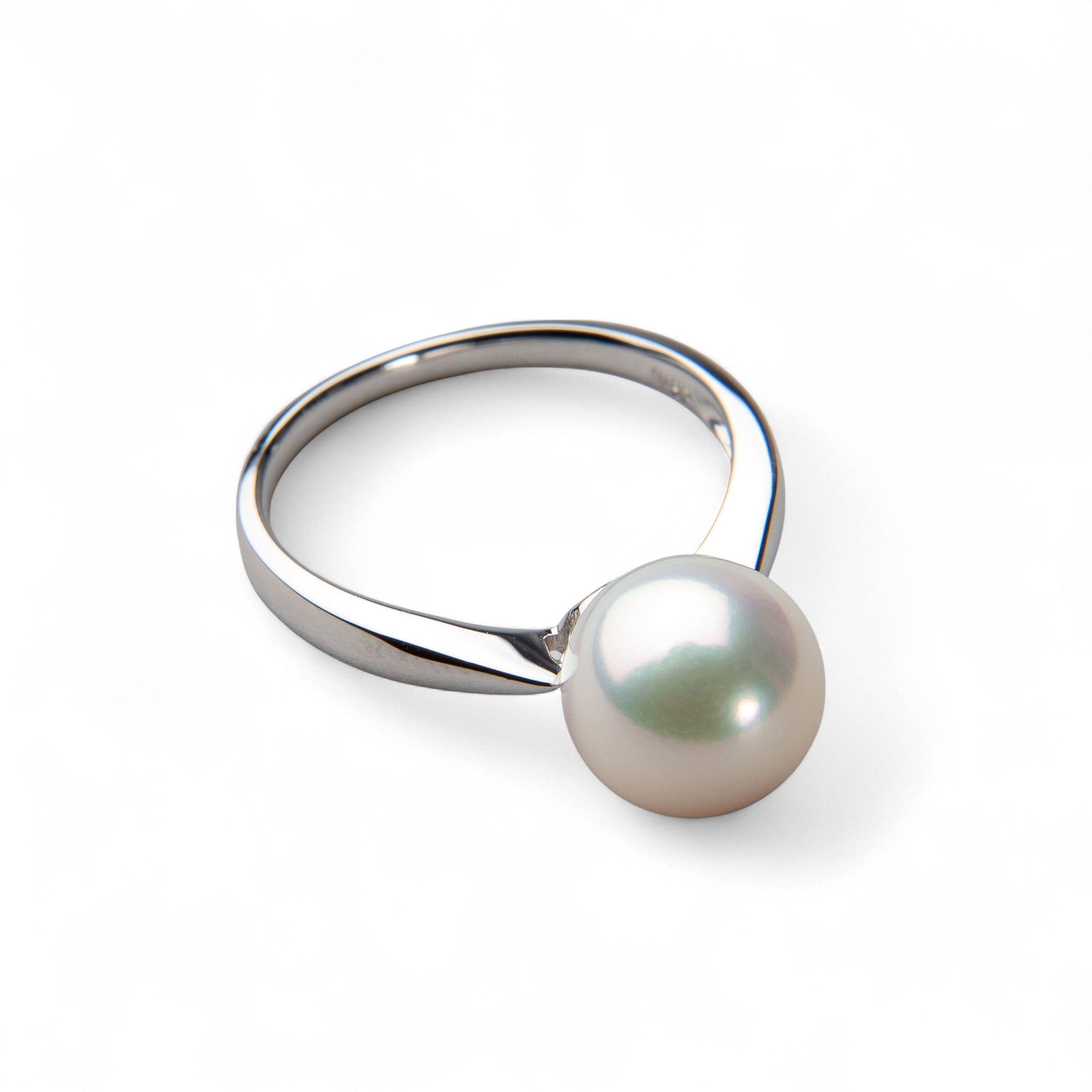 LUXE Akoya Pearl Ring 9.0–9.5 mm PT900