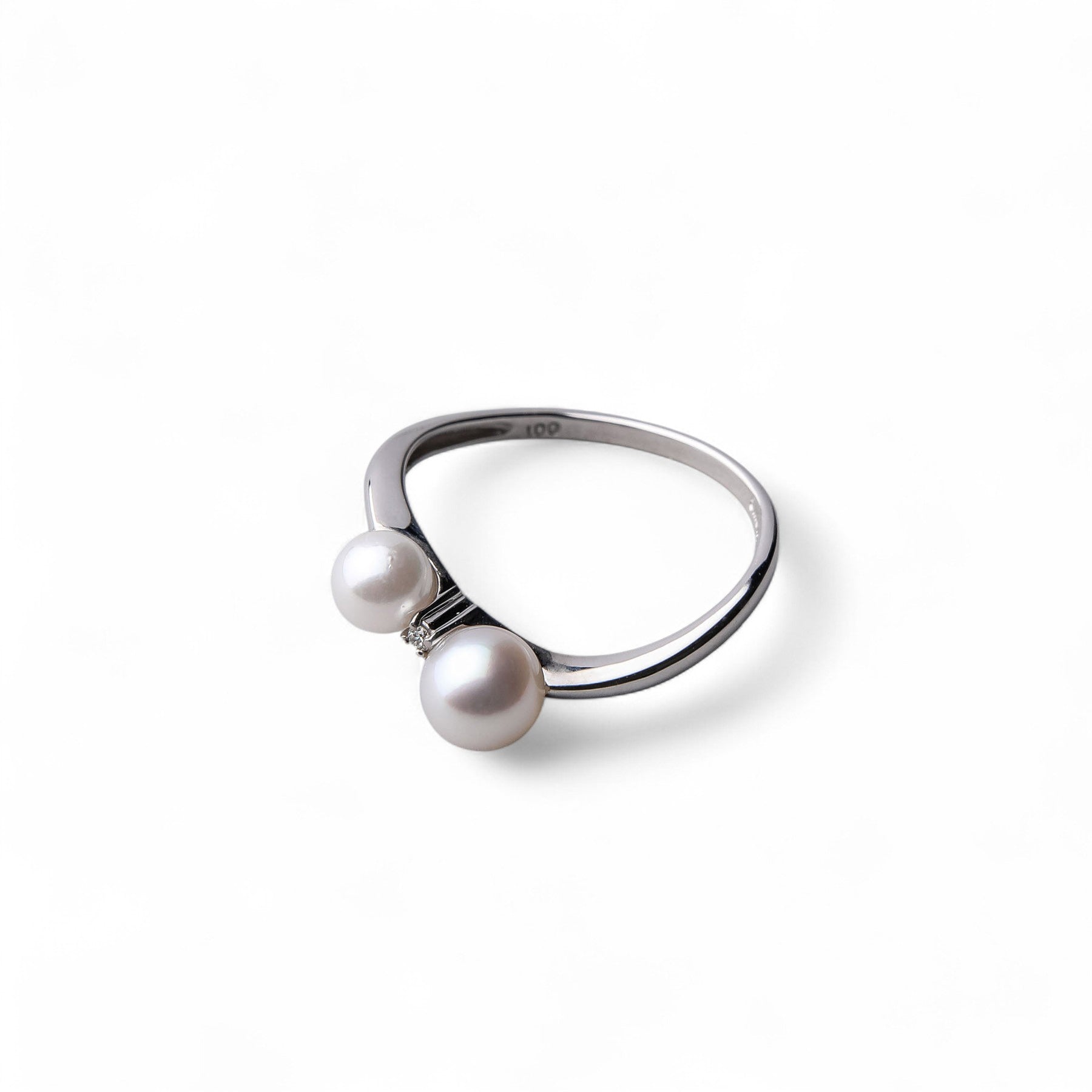 Carina Akoya Pearl Curve Ring 4.5–6.0 mm K18WG