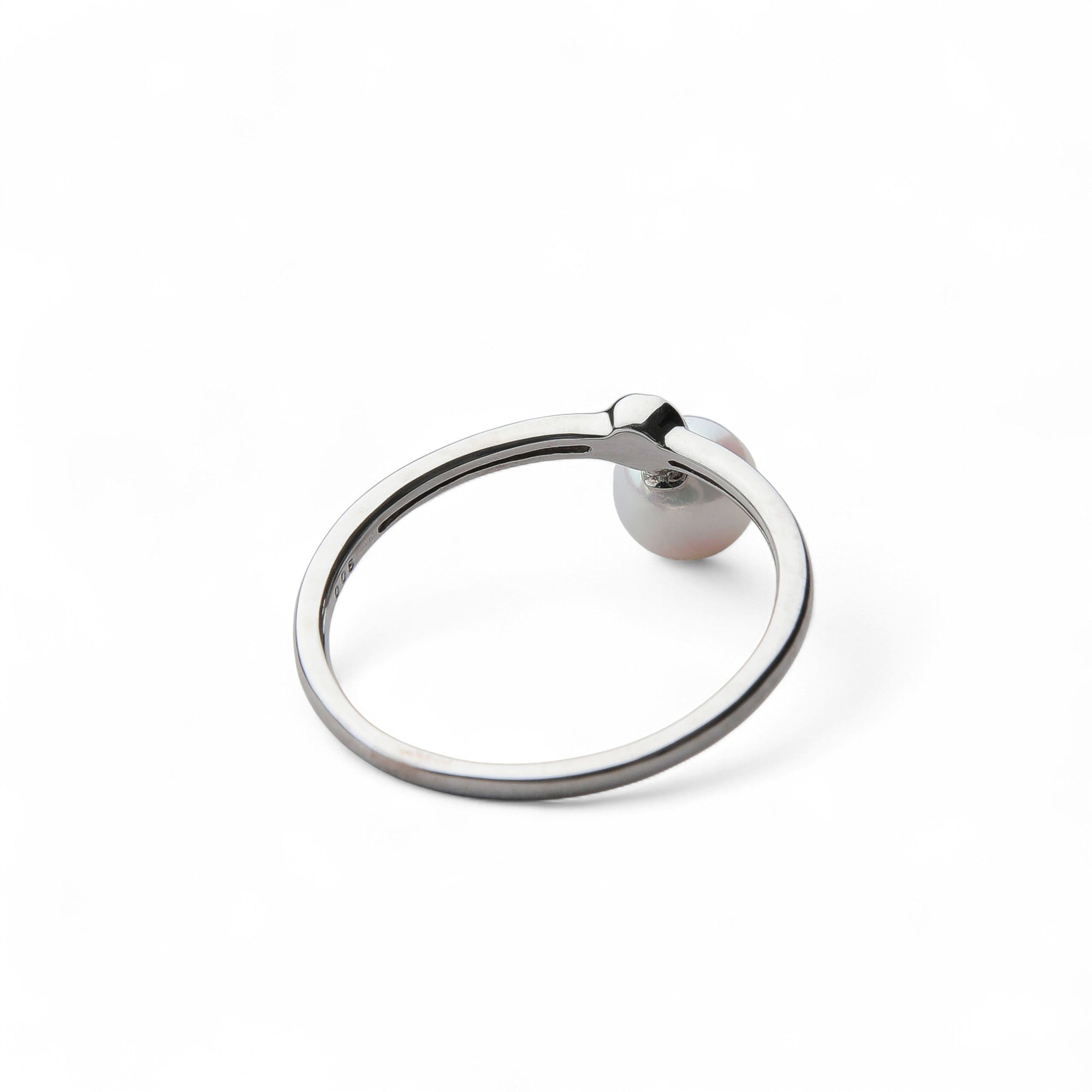 Carina Akoya Pearl Charm Ring 5.5-6.0mm K10 White Gold