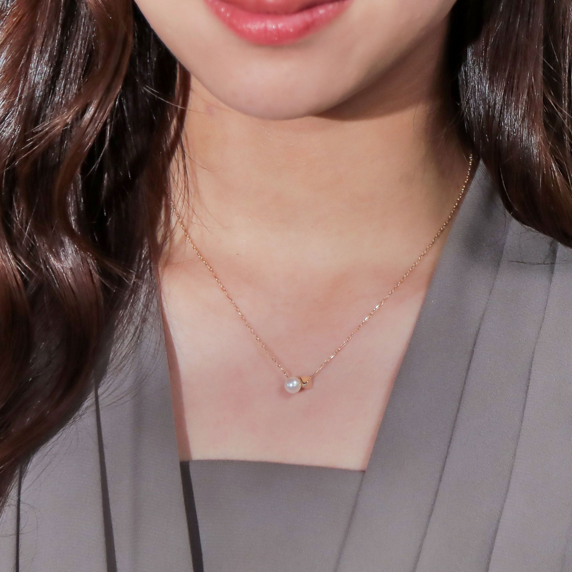 Carina Akoya Pearl Pyramid Pendant 5.5-6.0mm K10 Yellow Gold