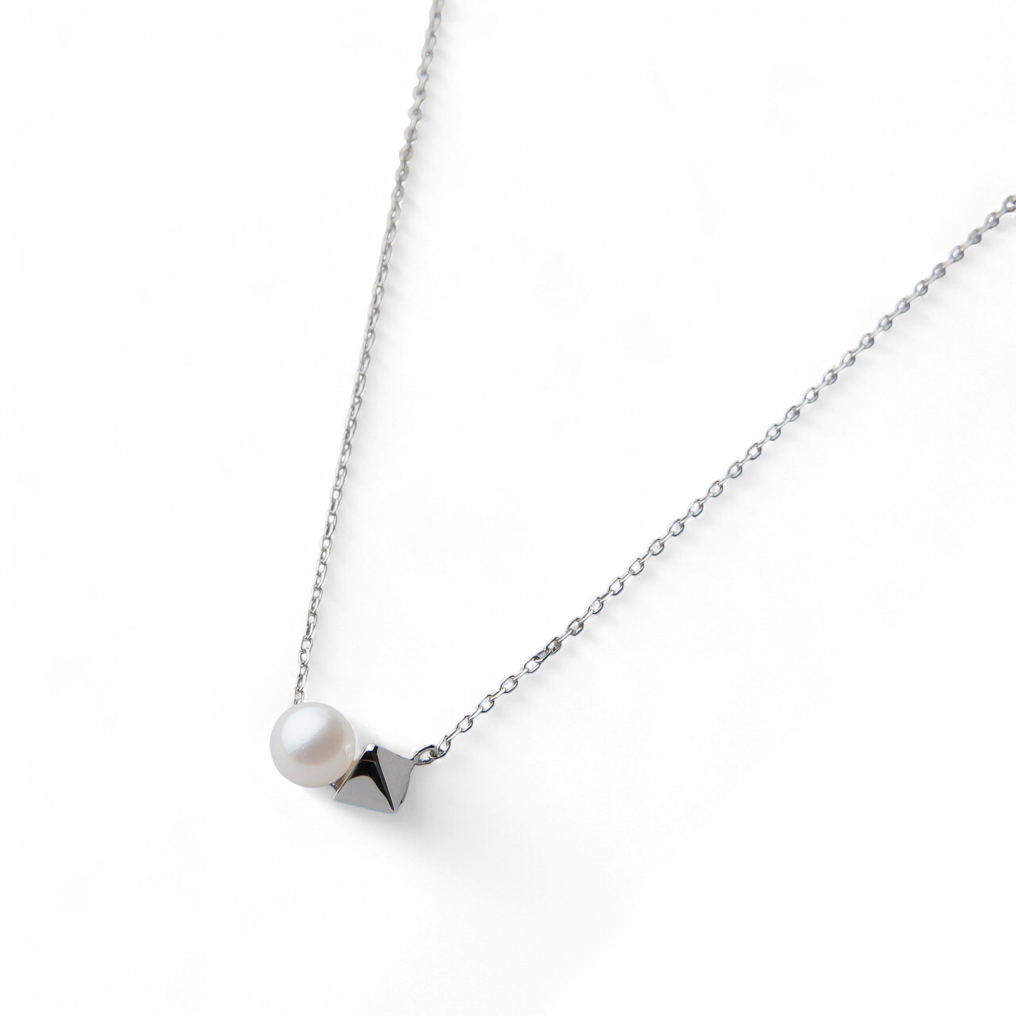Carina Akoya Pearl Pyramid Pendant 5.5-6.0mm K10 White Gold