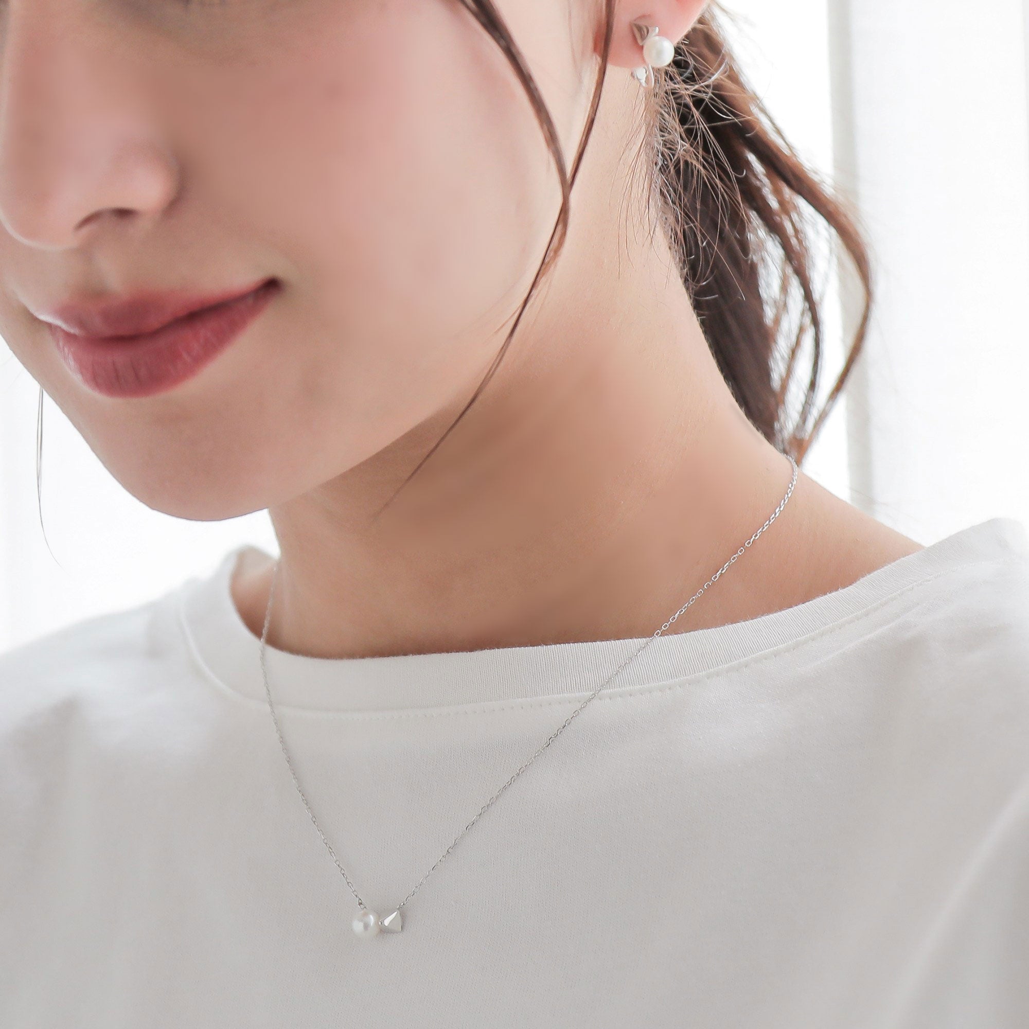 Carina Akoya Pearl Pyramid Pendant 5.5-6.0mm K10 White Gold