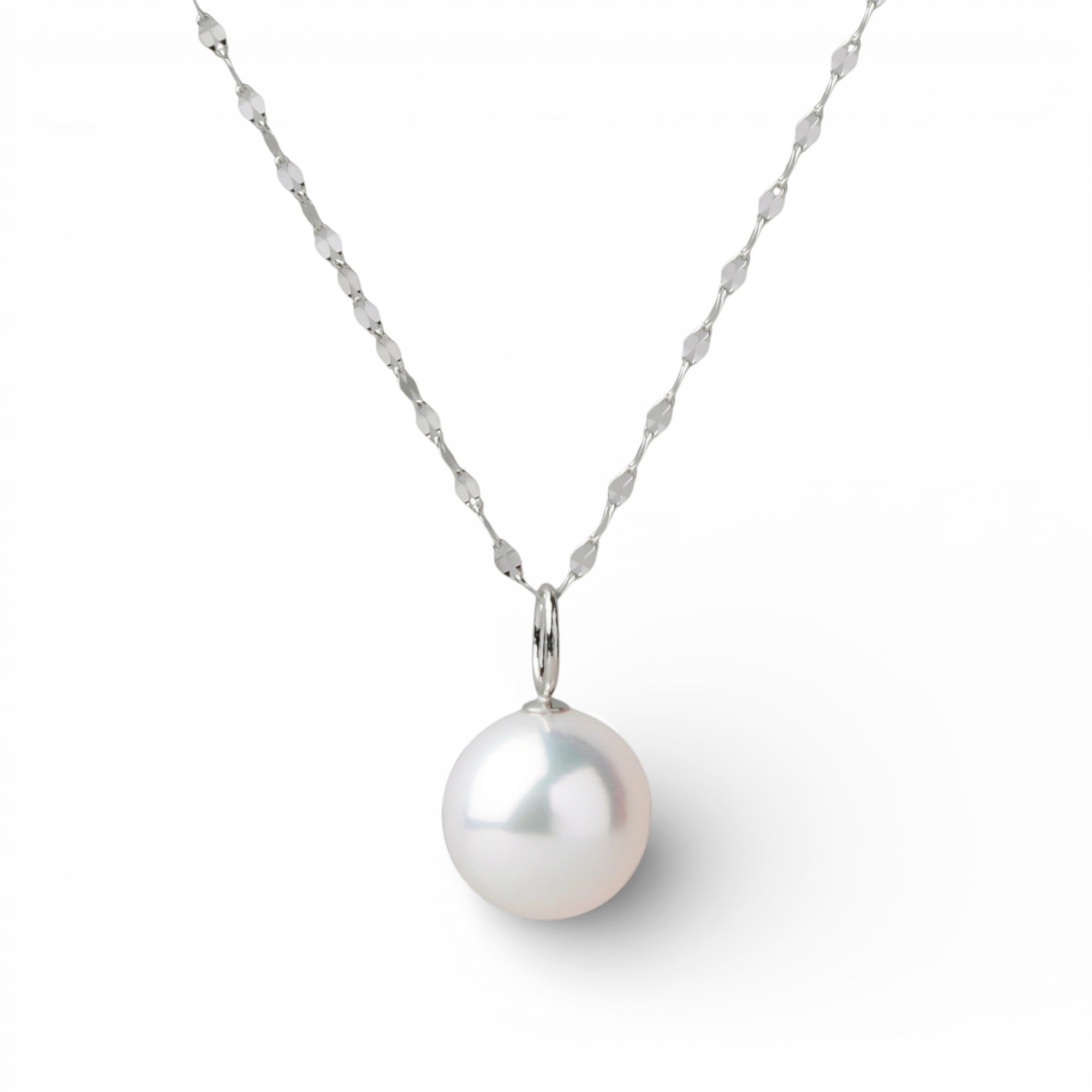 LUXE Akoya Pearl Long Pendant 8.5-9.0mm PT900/850
