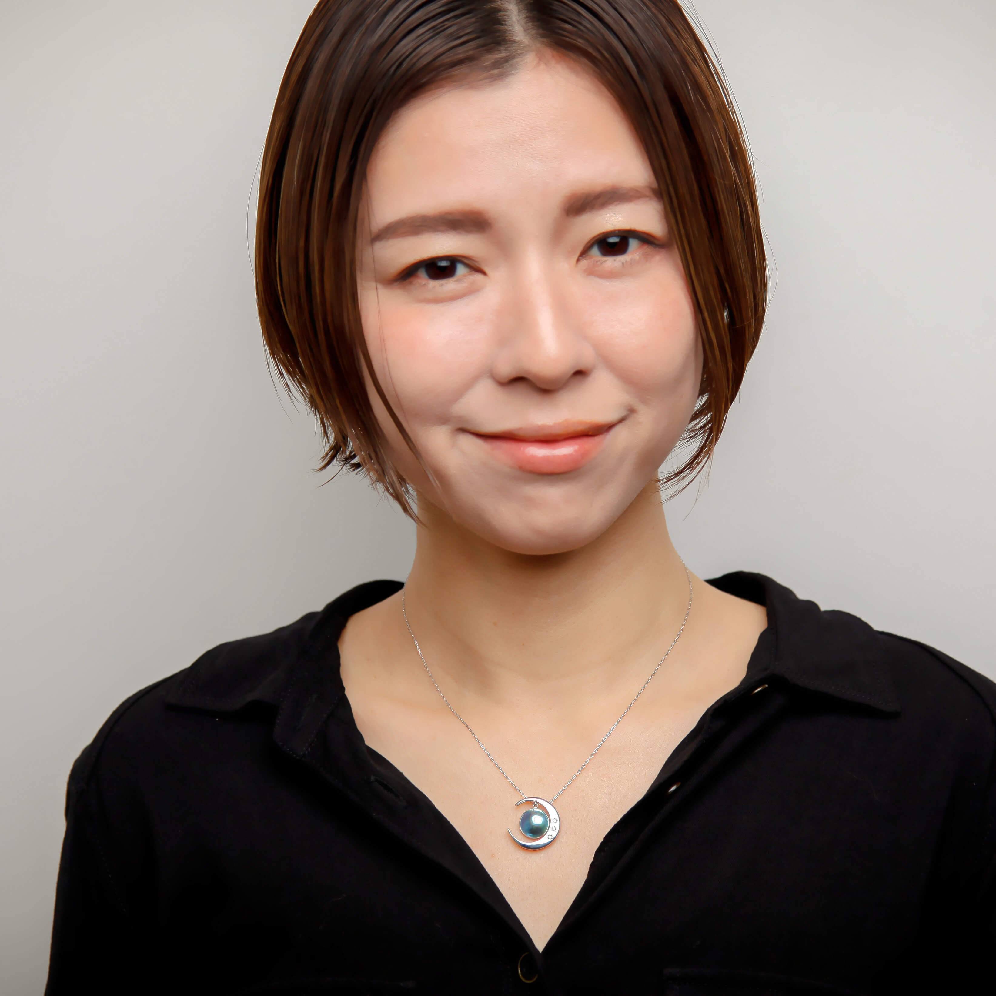 鲍鱼珍珠吊坠顶部 11 毫米 K18YG 镀铑
