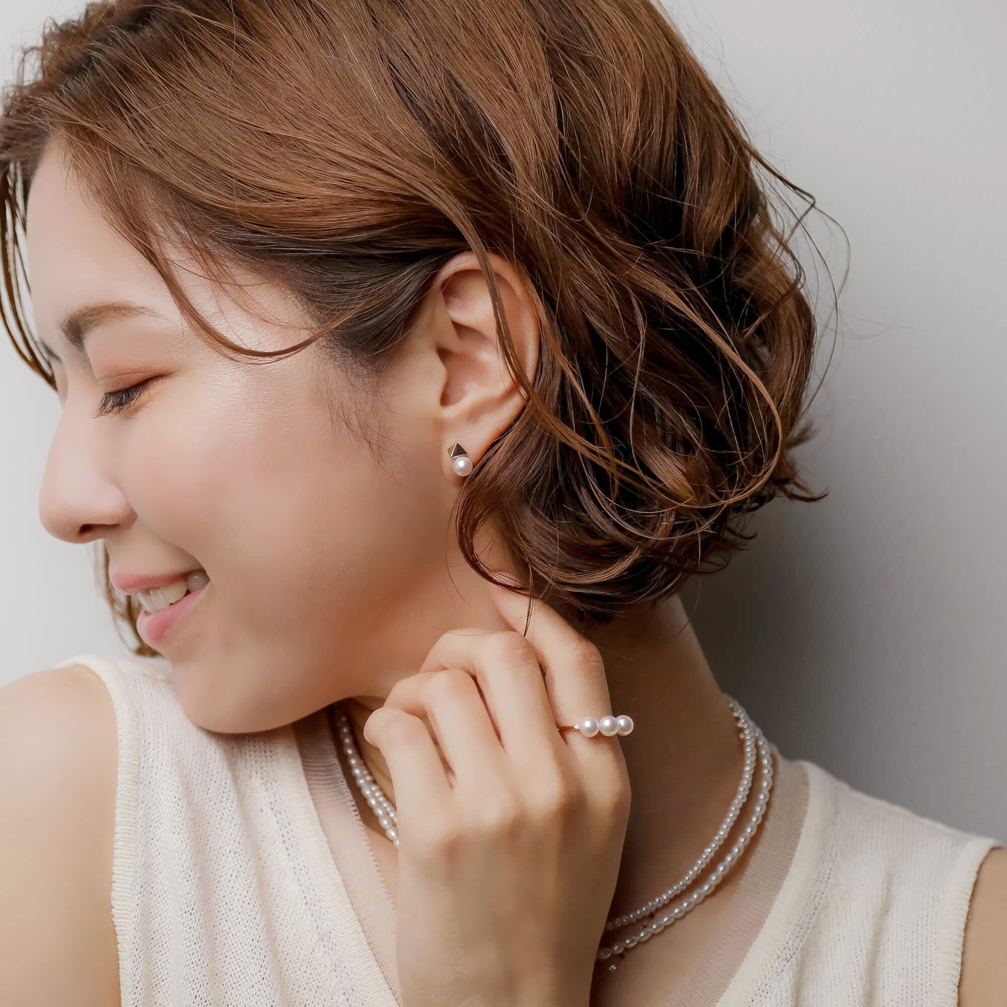 Carina Akoya Pearl Earrings 5.5-6.0mm K10YG