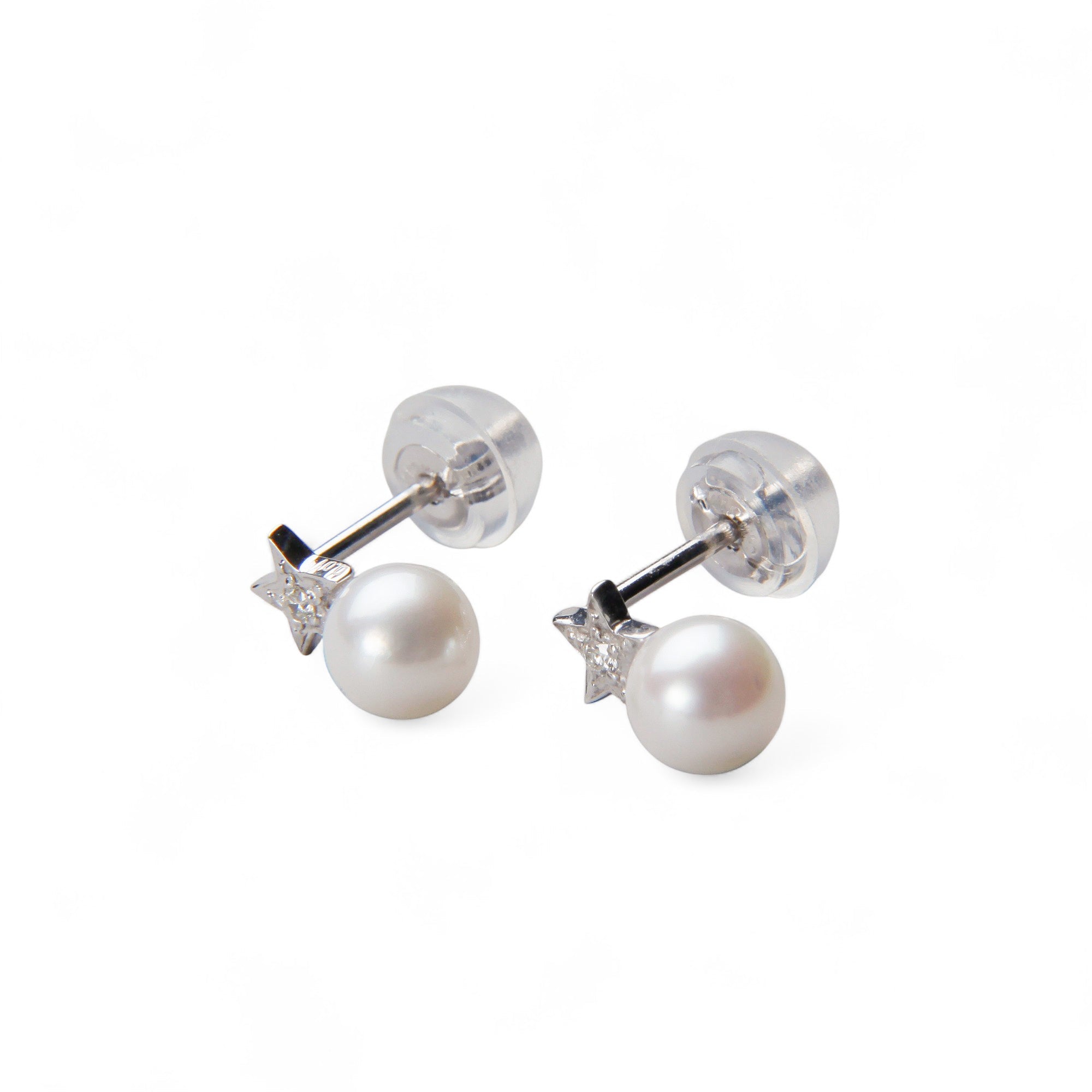 Petit Claire Akoya Pearl Earrings 4.5-5.0mm K18WG Star