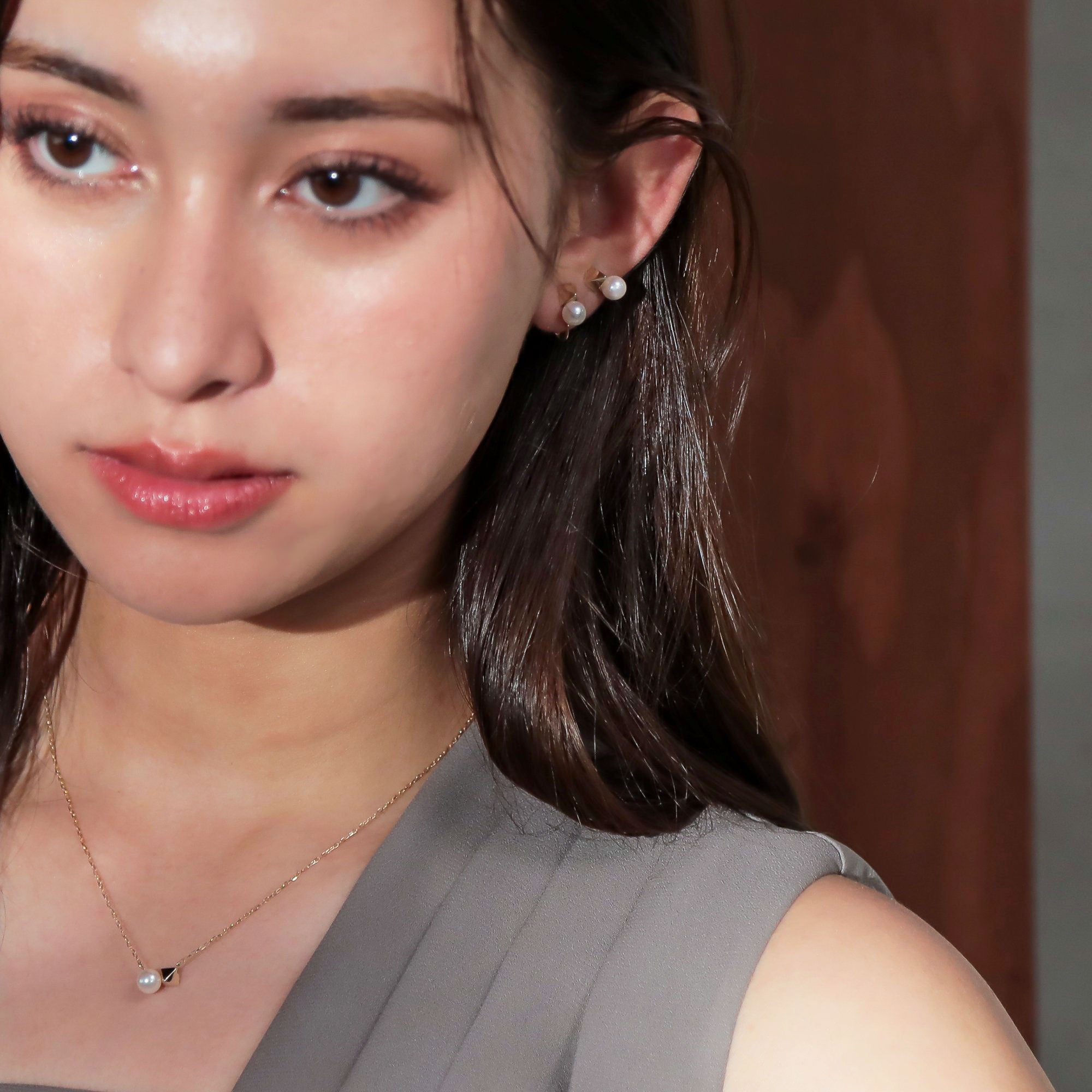 Carina Akoya Pearl Pyramid Earrings 5.5–6.0mm K10 Yellow Gold