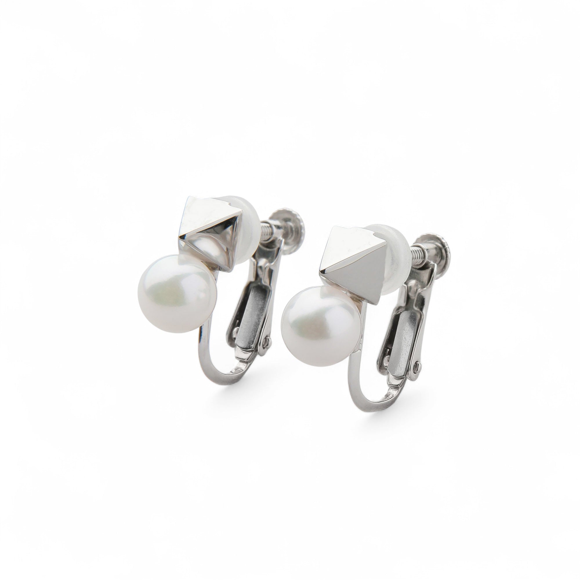 Carina Akoya Pearl Pyramid Earrings 5.5–6.0mm K10 White Gold