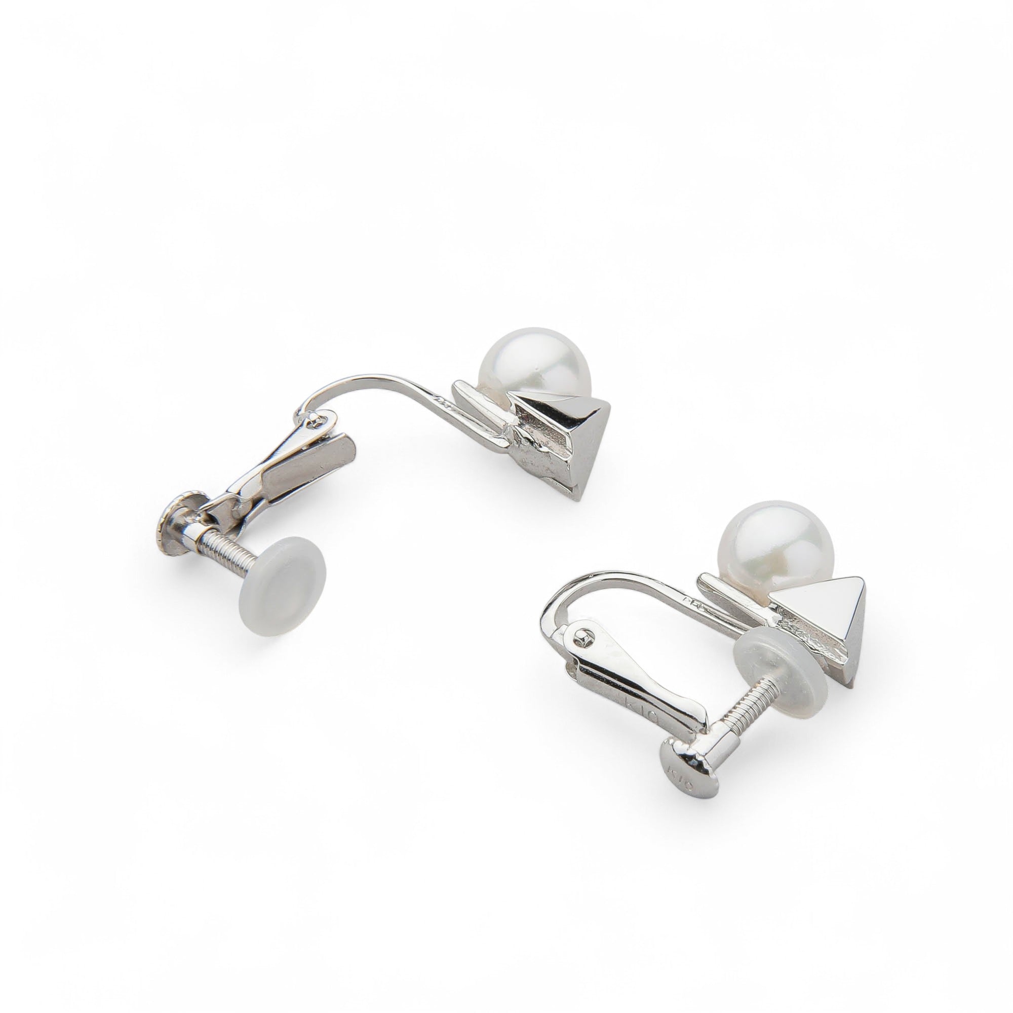Carina Akoya Pearl Pyramid Earrings 5.5–6.0mm K10 White Gold