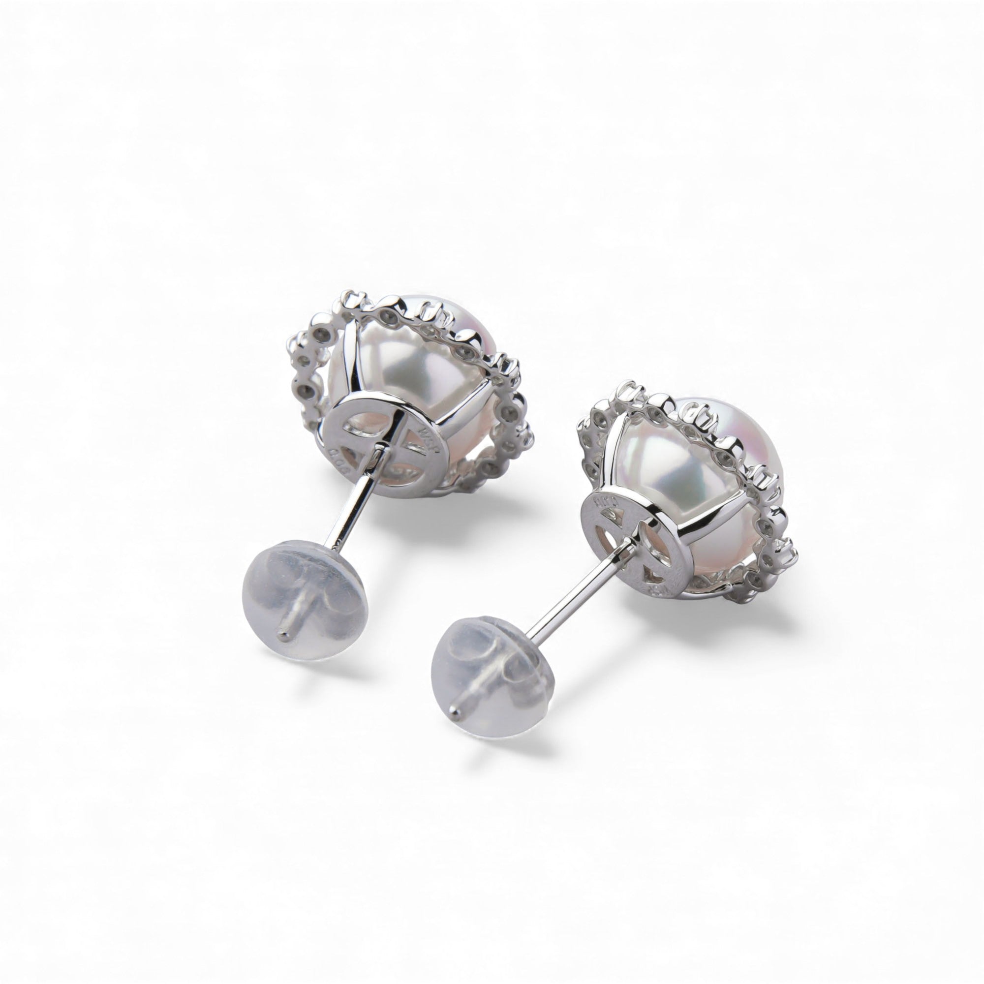 花玉 Akoya 珍珠耳环,7.5–8.0mm,PT900 光环镶嵌