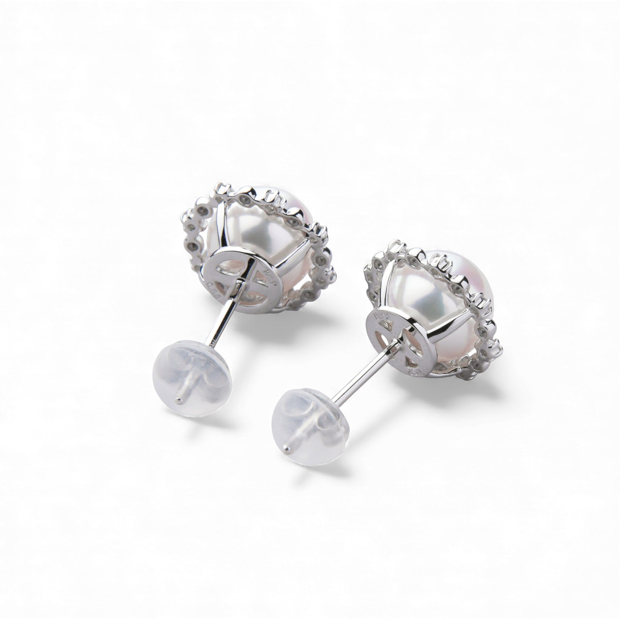 HANADAMA Akoya Pearl Earrings 7.5–8.0mm PT900 Halo Setting -TOP Quality-