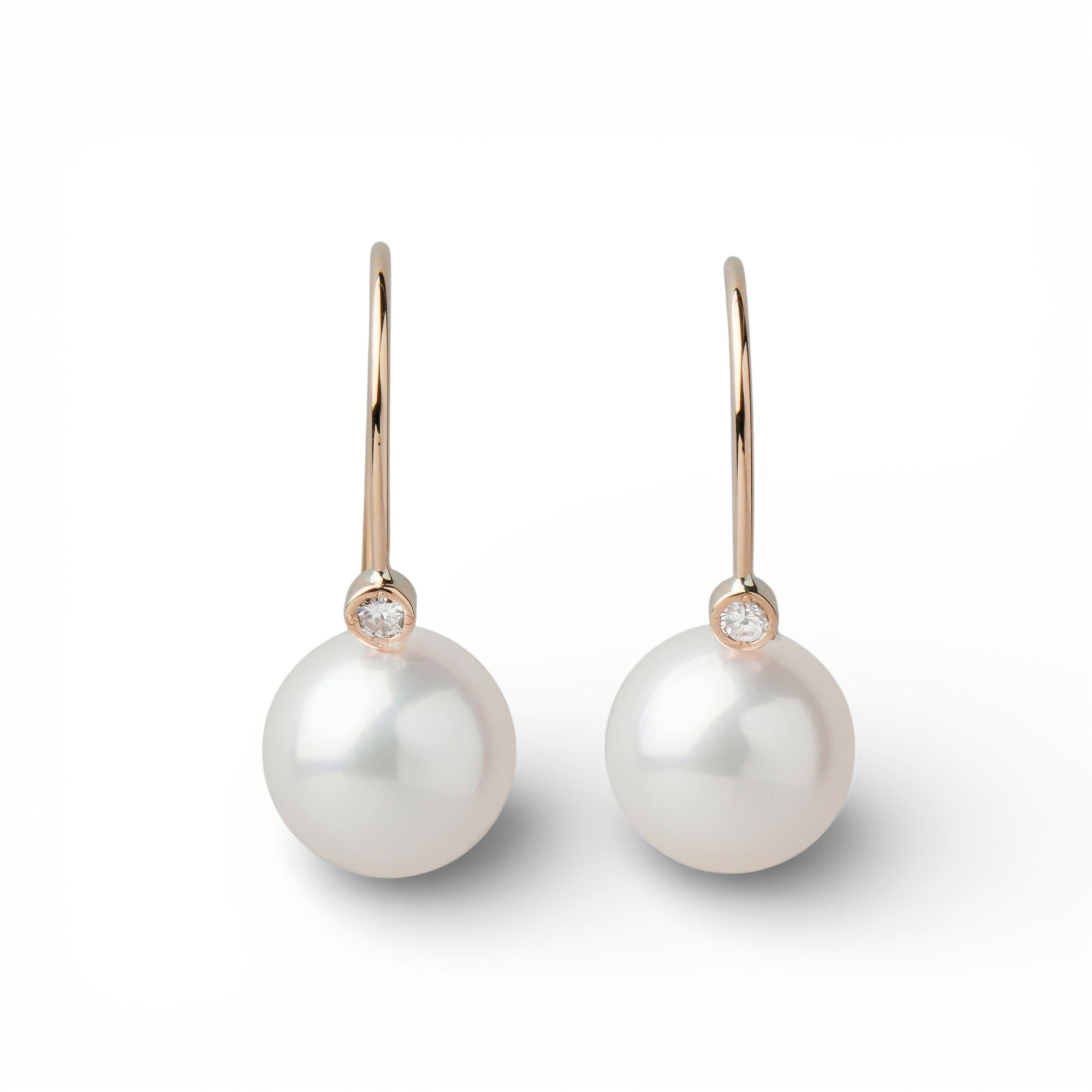 LUXE Akoya Pearl Hook Earrings 8.5-9.0mm K18YG