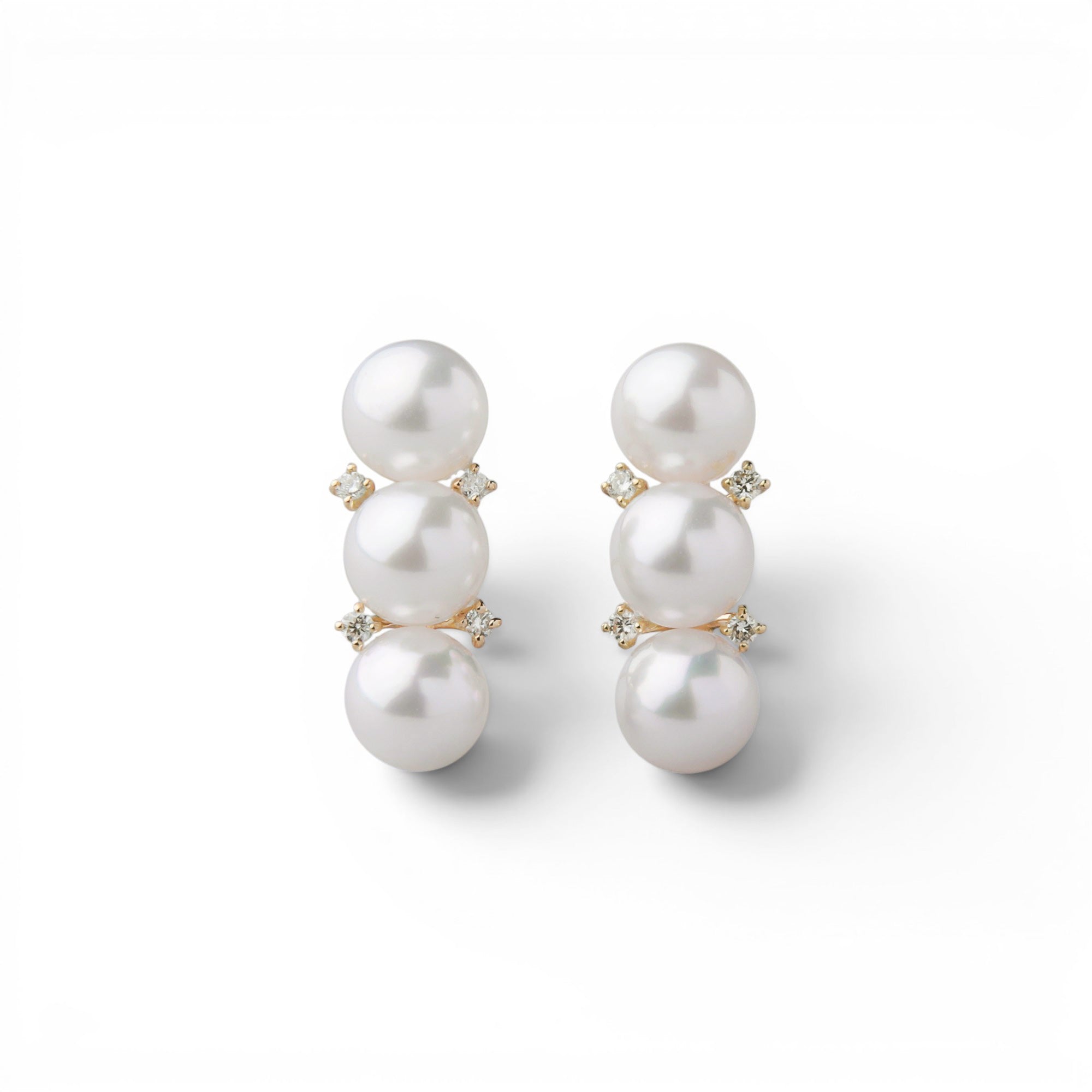 Carina Akoya Pearl 3-Pearl Earrings 4.5-5.0mm K18YG