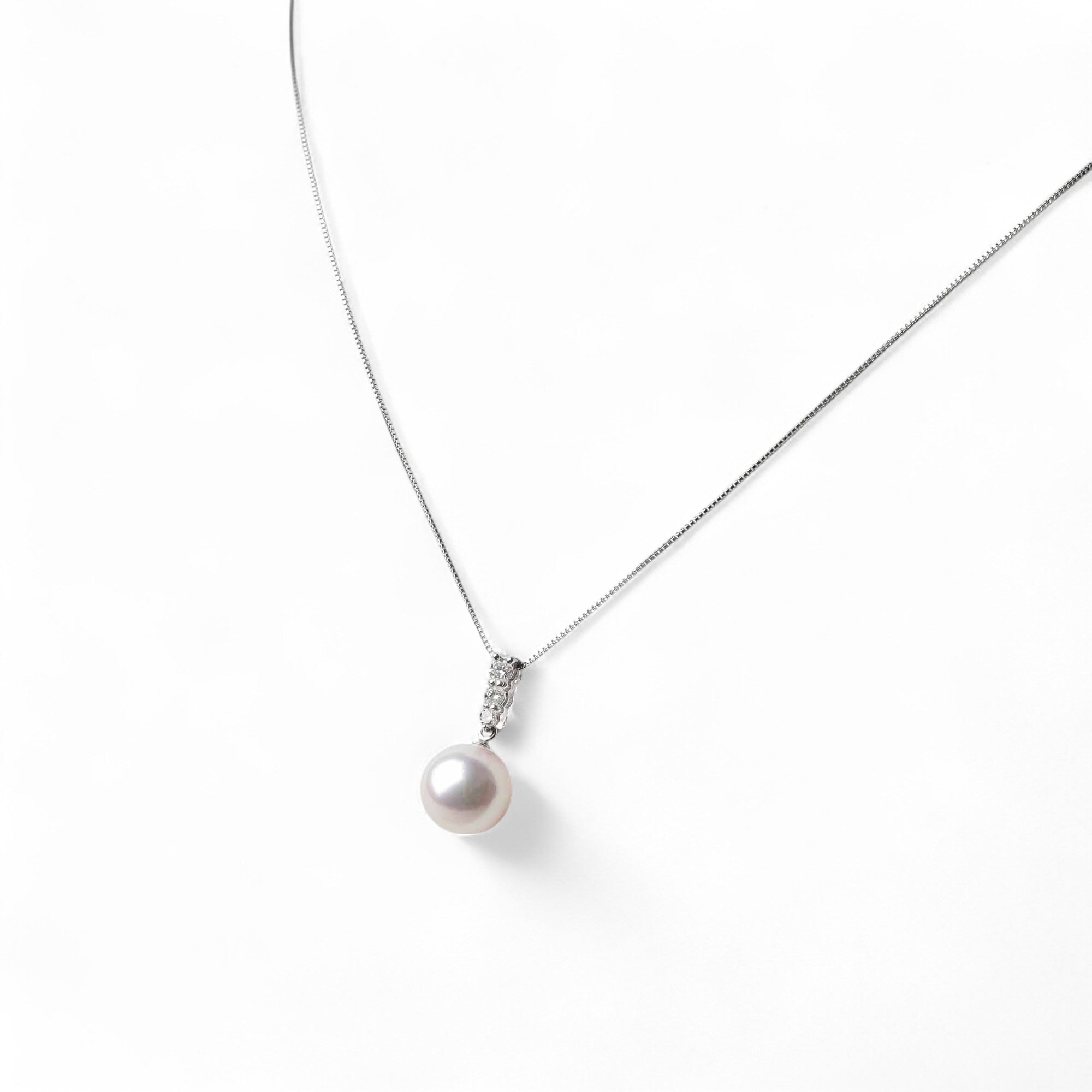 LUXE Akoya Pearl Pendant Top 8.5-9mm K18WG/K18YG