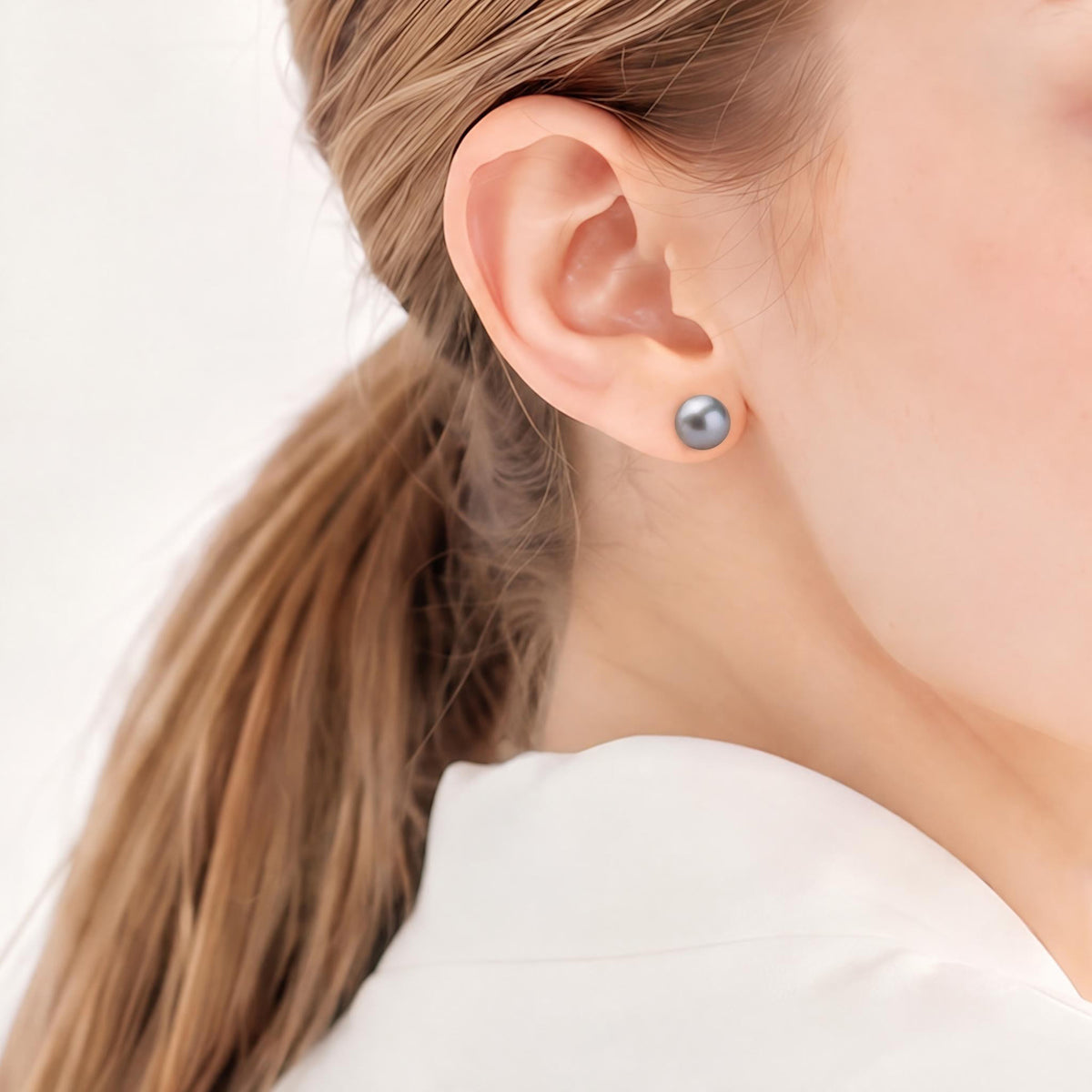 Akoya Pearl Earrings 8.0–8.5mm PT900 Gray