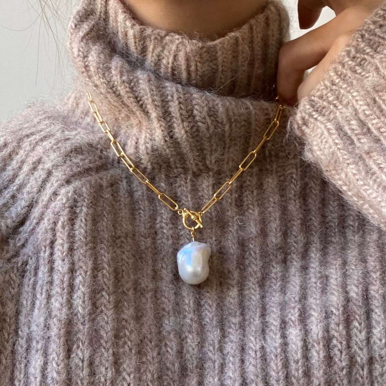 Mireille Baroque Pearl Chain Necklace Freshwater Pearl 12mmUP SV925 GP