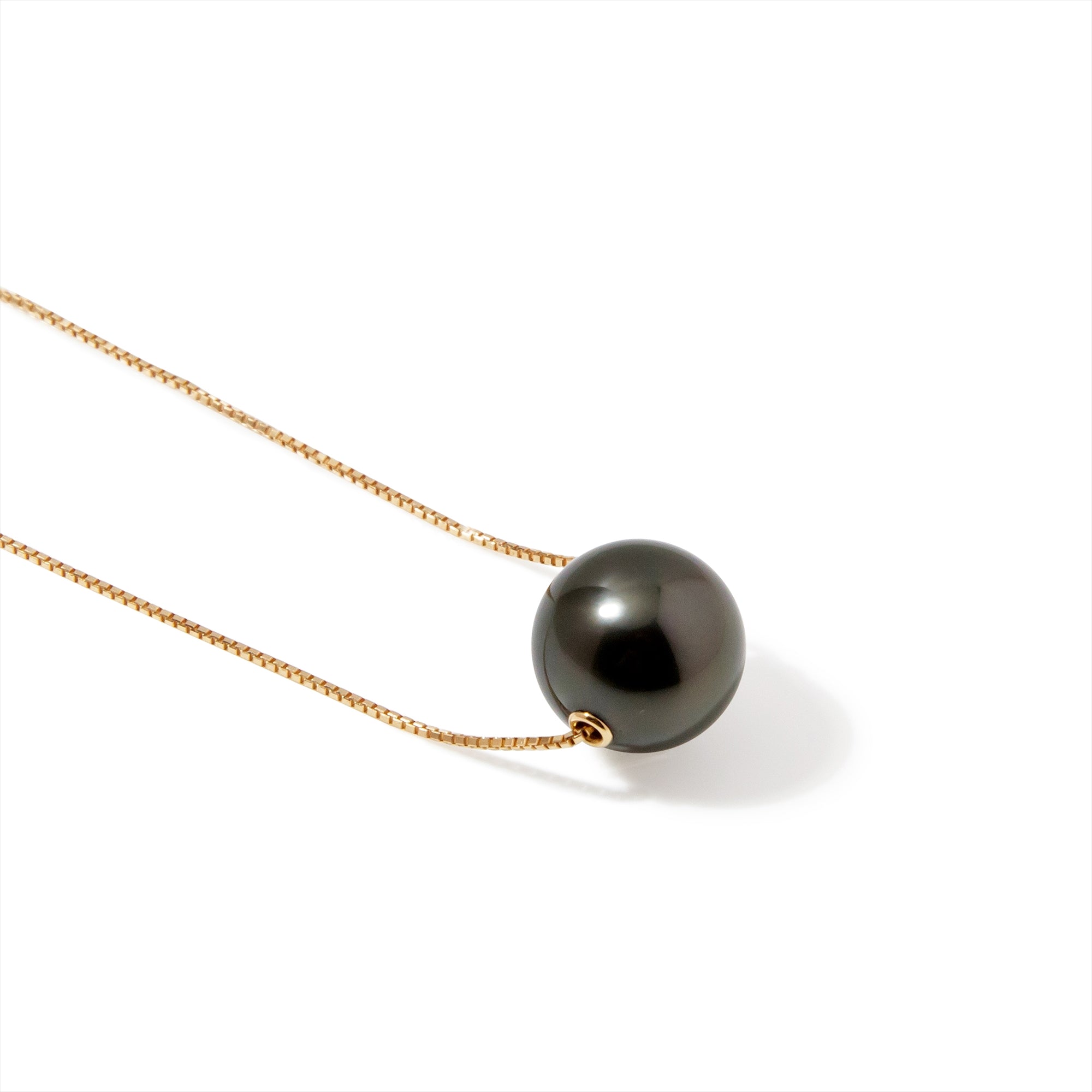Maelle Pendant Tahitian Black Pearl 11mmUP K18YG