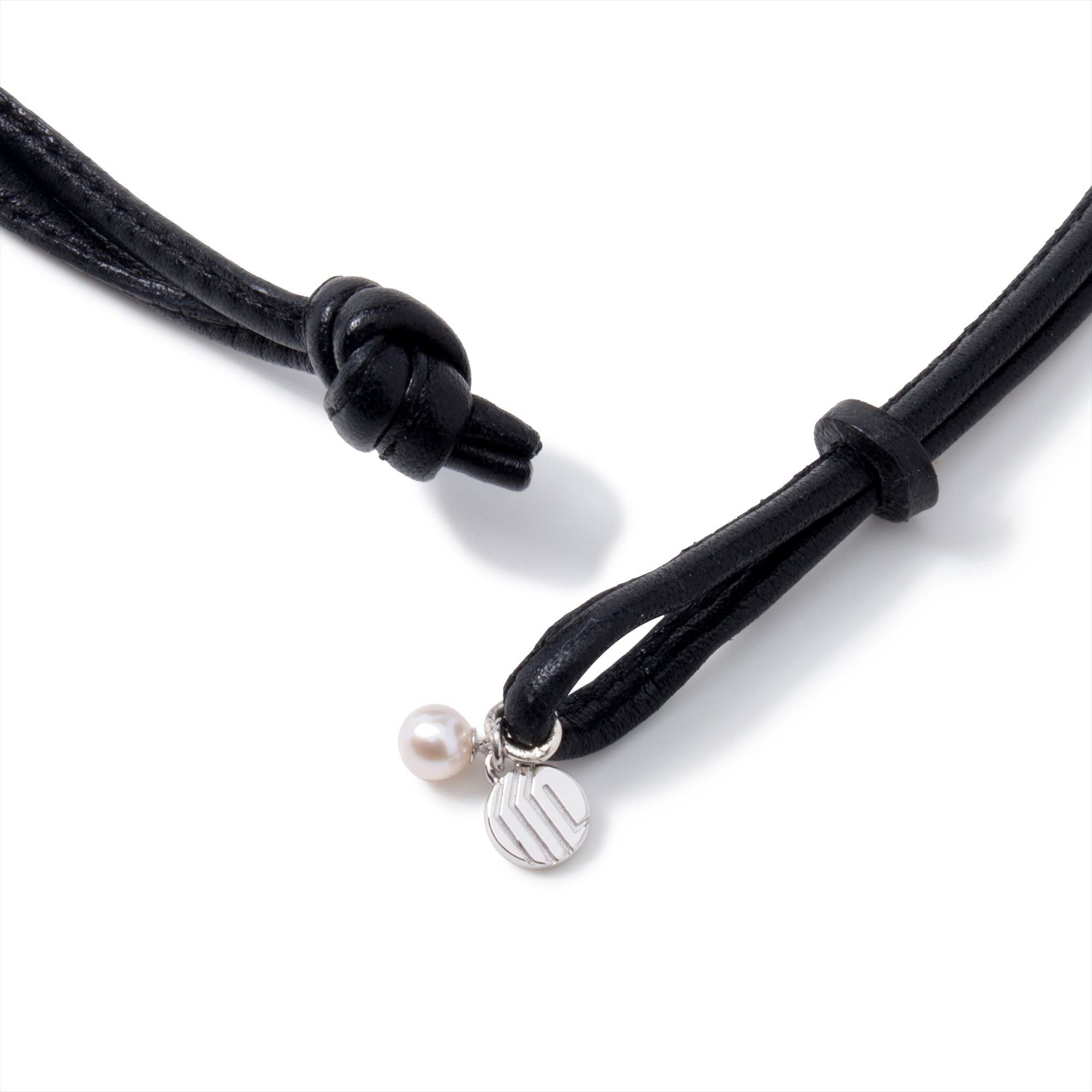 Maya Leather Choker Necklace Akoya Pearl 3.0-7.5mm SV925