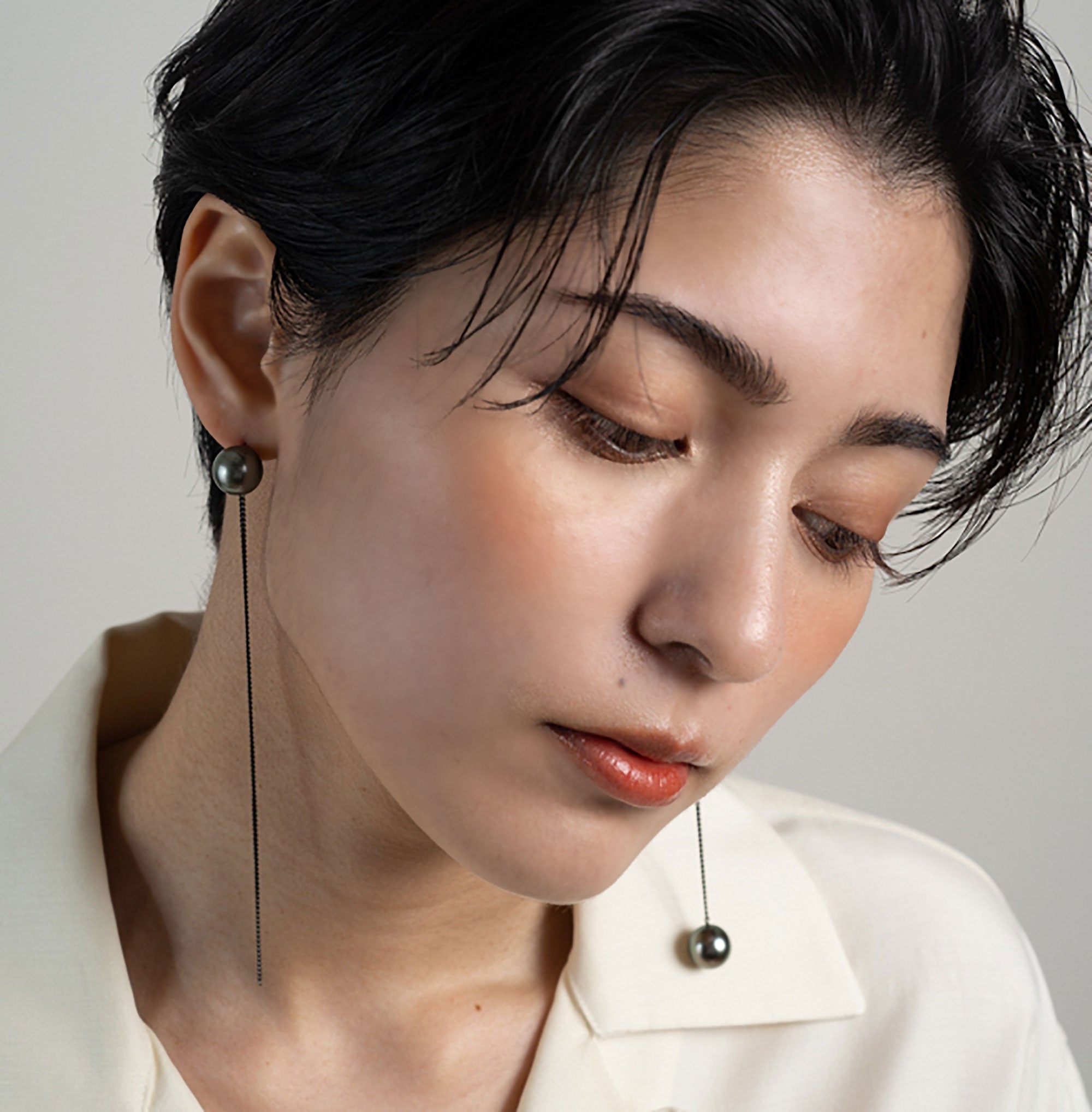 NOIR Manon Earring / Up Pearl (Single) Tahitian Pearl 11mm and above K14WG/SV925 BRhP