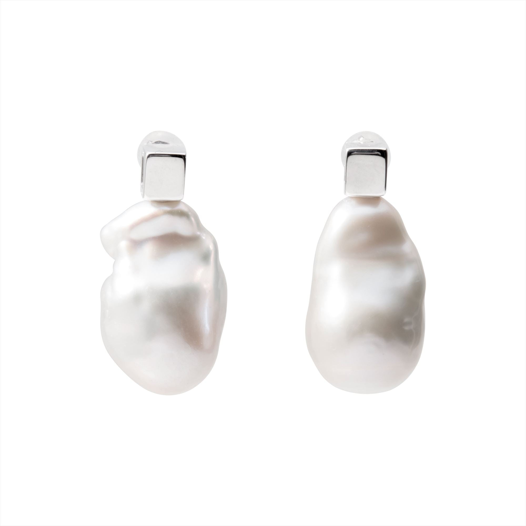 Carre Baroque Pearl Earrings Freshwater Pearl 12mmUP K18WG/SV925
