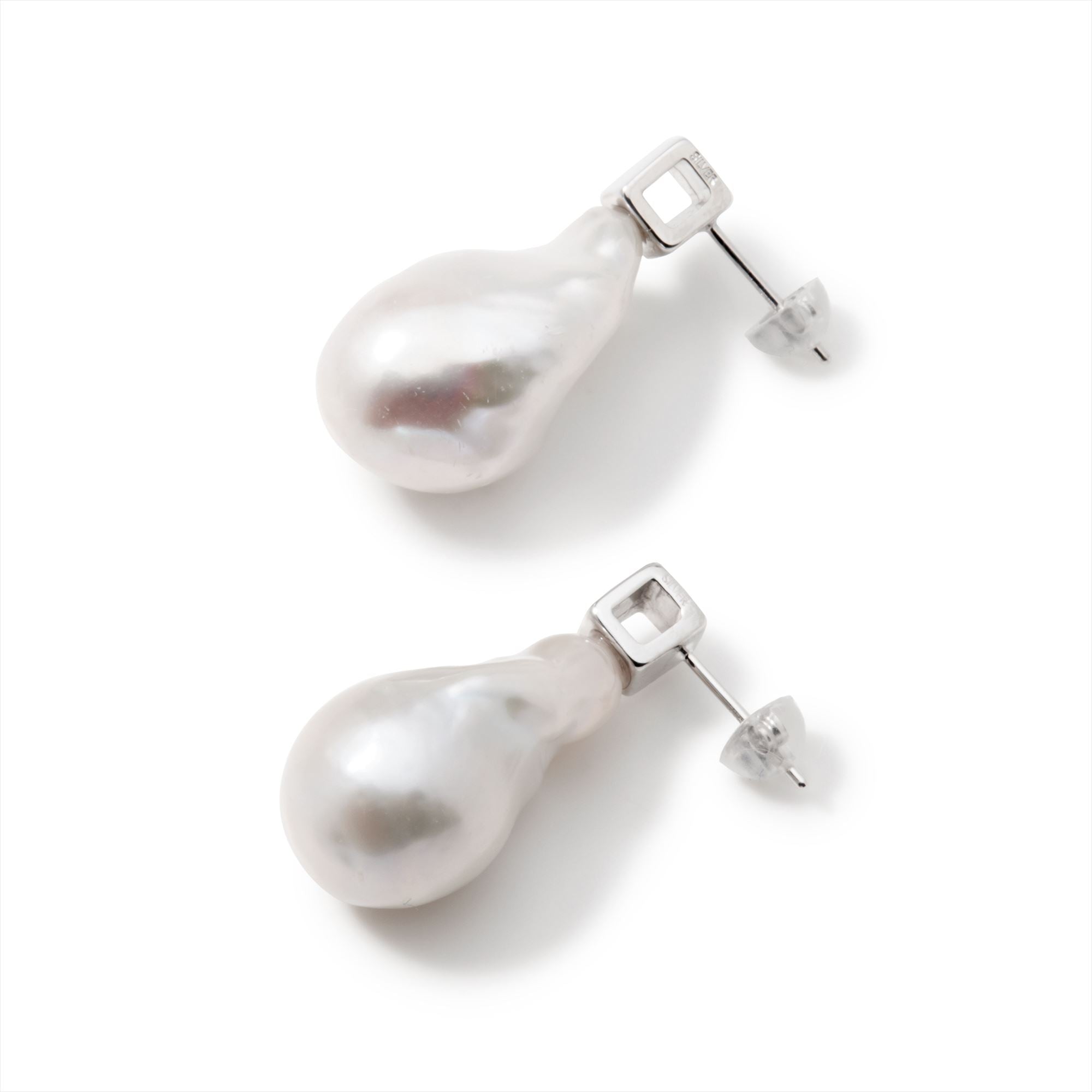 Carre Baroque Pearl Earrings Freshwater Pearl 12mmUP K18WG/SV925
