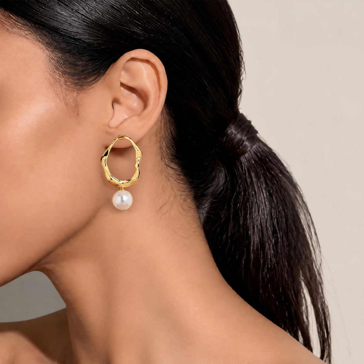 Marissa Earrings Wave / Outside (Single Ear) South Sea White Pearl 10mm UP K18YG/SV GP