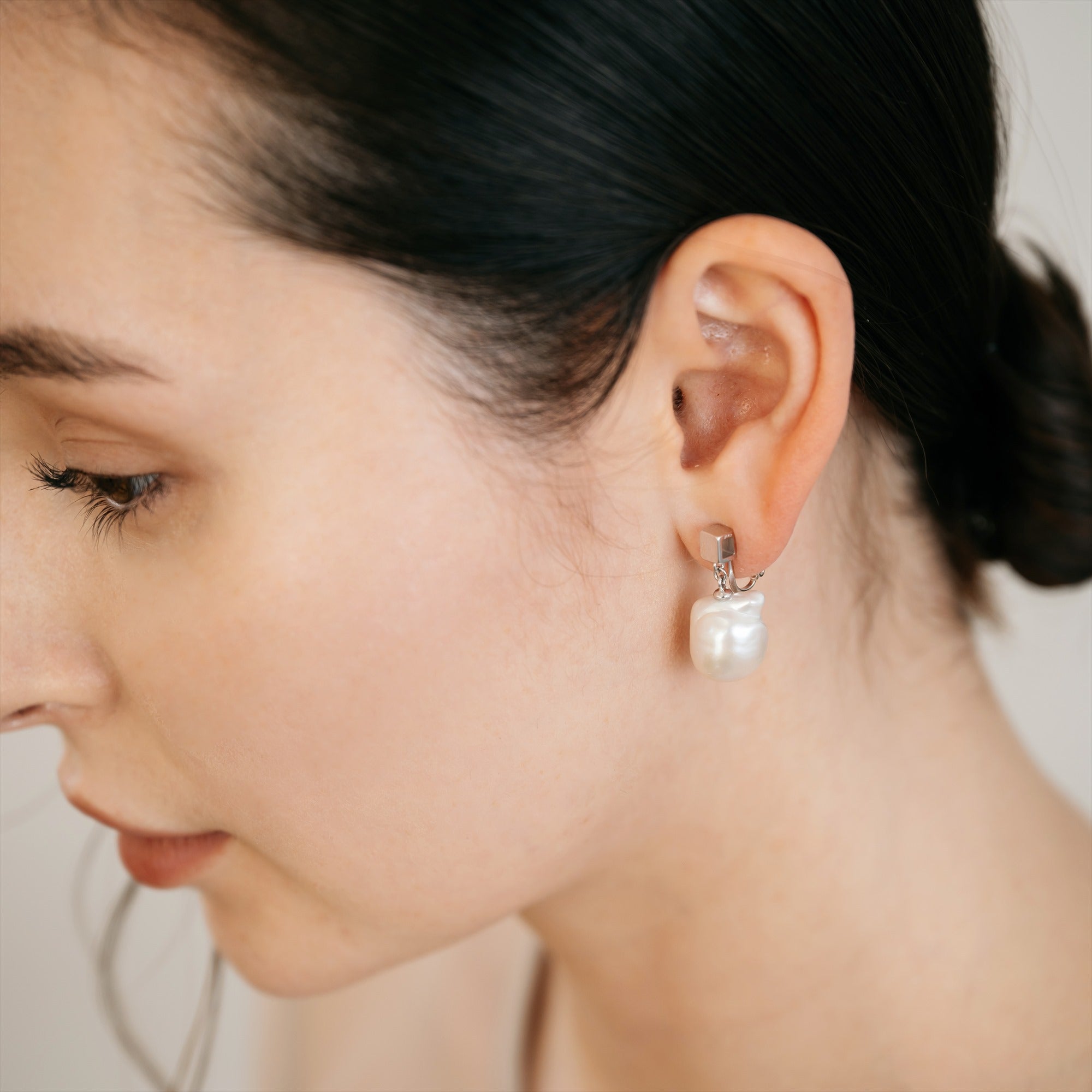 Carre Baroque Clip-on Earrings Freshwater Pearl 12mmUP SV925