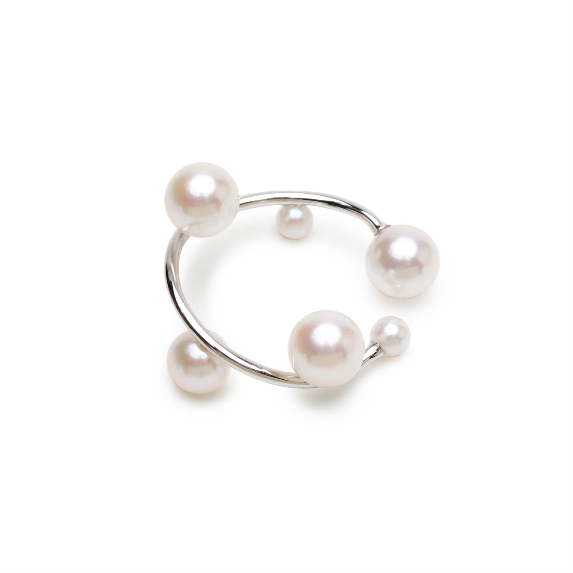 Mabelle Ear Cuff Akoya Pearl 3.0-6.0mm K10YG/K10WG