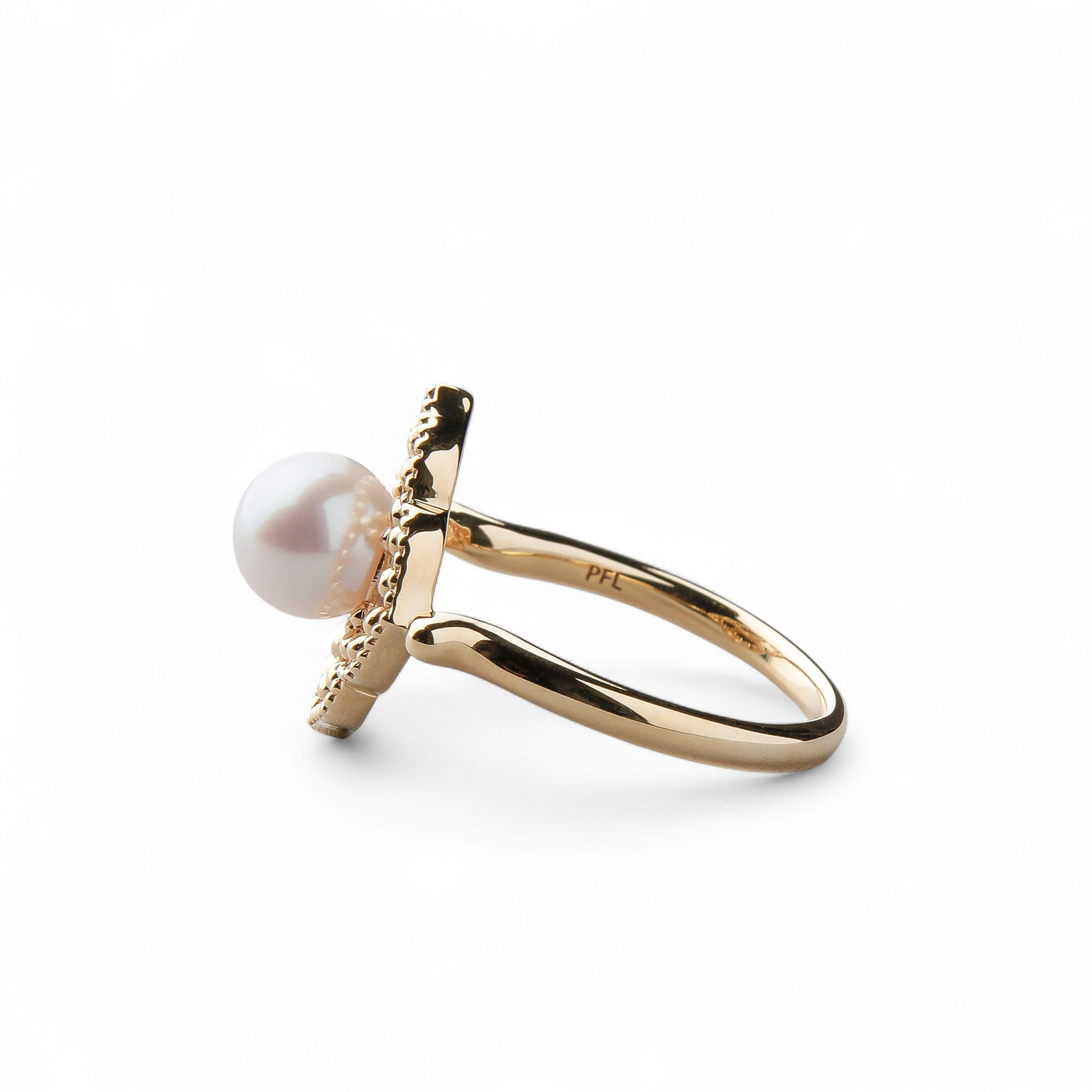 Fleur Eclat Akoya Pearl Flower Ring 6.5–7.0mm K10YG
