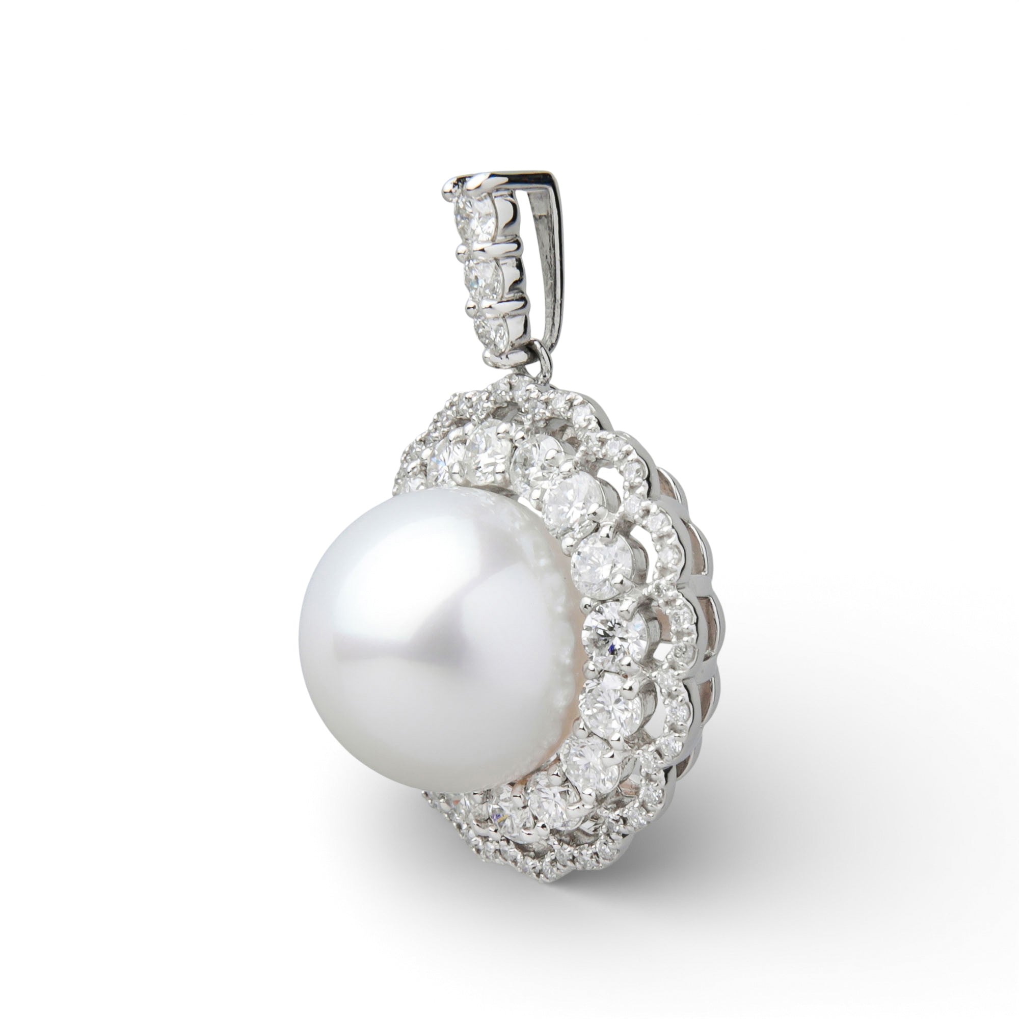 South Sea White Pearl Pendant Top 12mmUP PT900 with Aurora Phoenix Certification