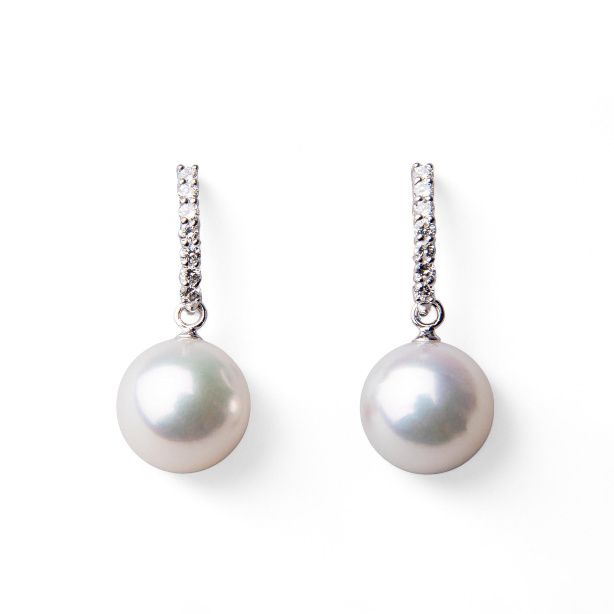 HANADAMA Akoya Pearl Earrings 9.0-9.5mm K18WG -Premium-