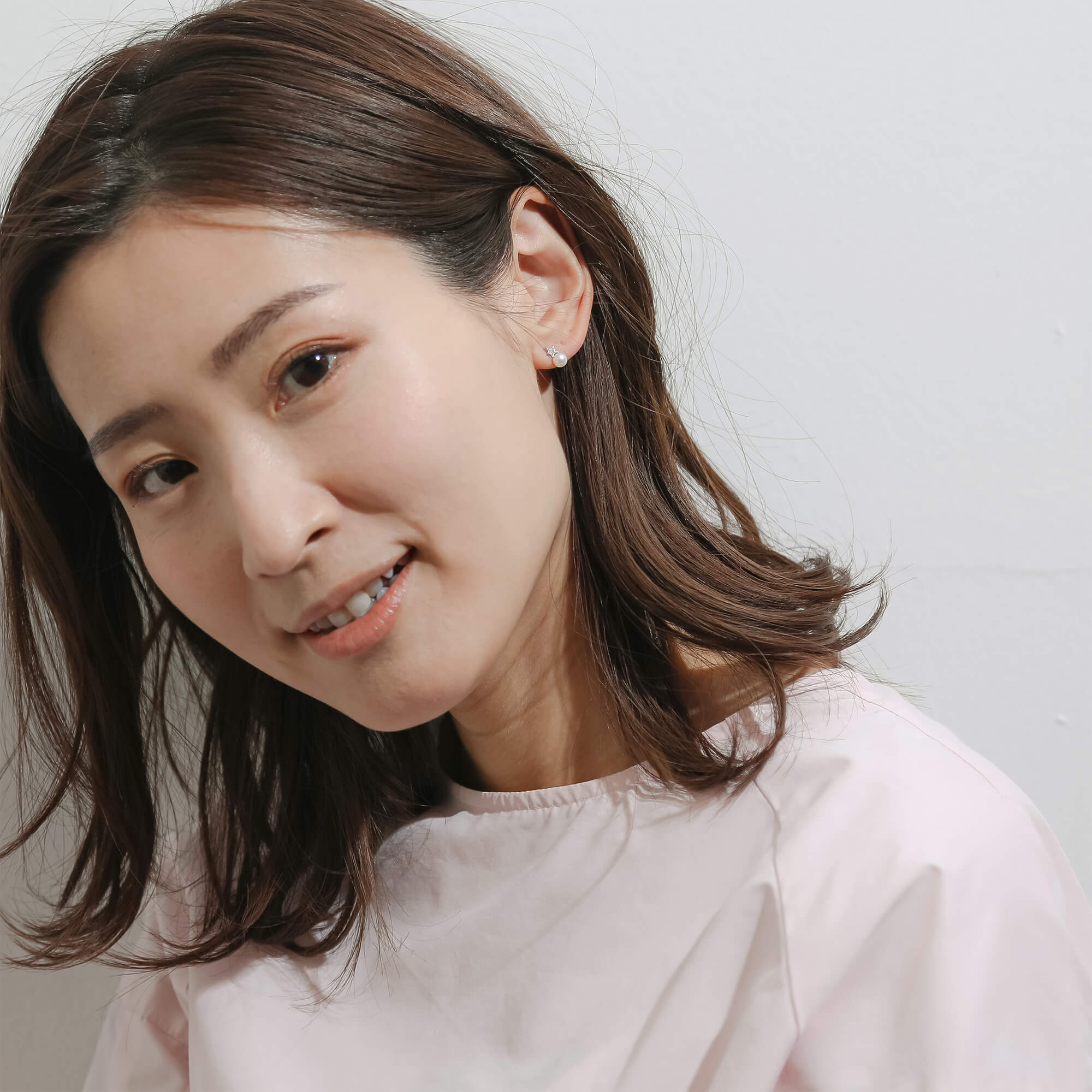 Petit Claire Akoya 珍珠耳环 4.5-5.0 毫米 K18WG 星形