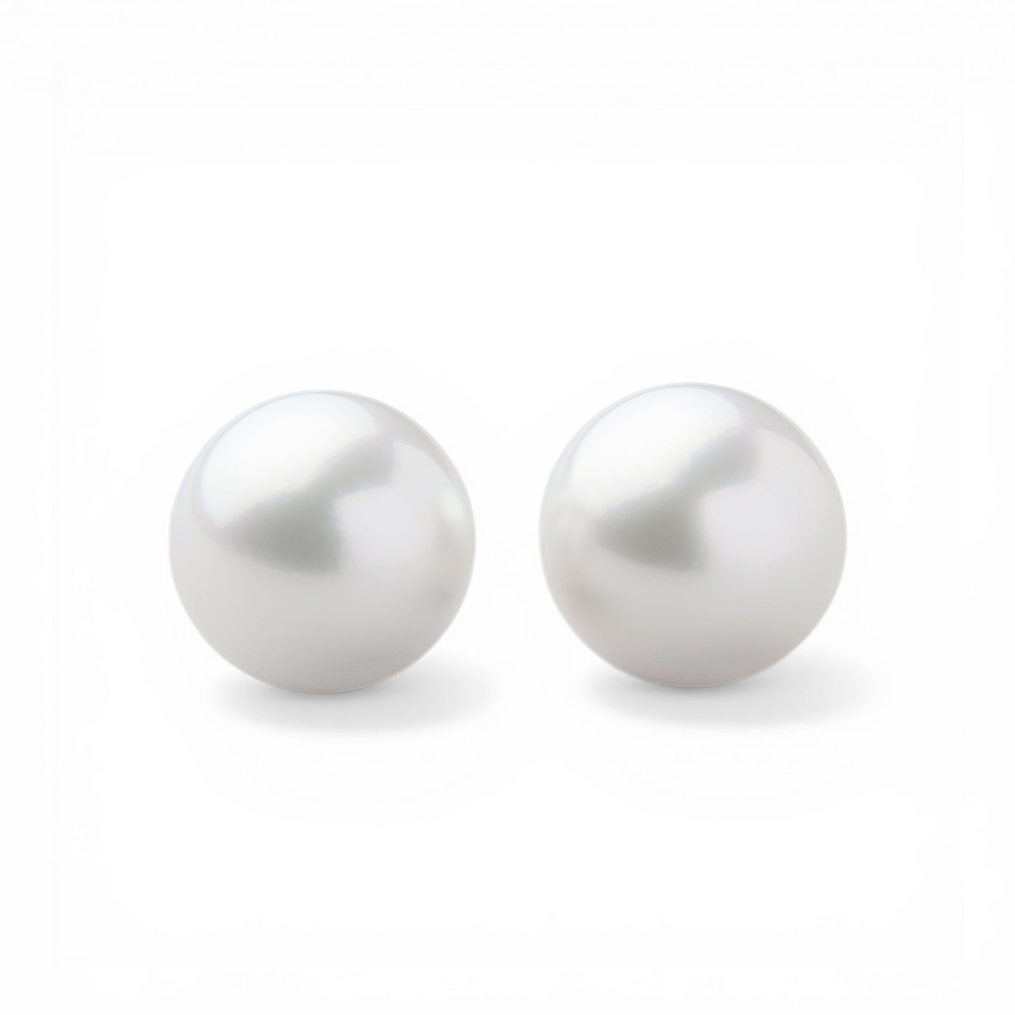 South Sea White Pearl Stud Earrings 11mm UP PT900 -Aurora Venus-