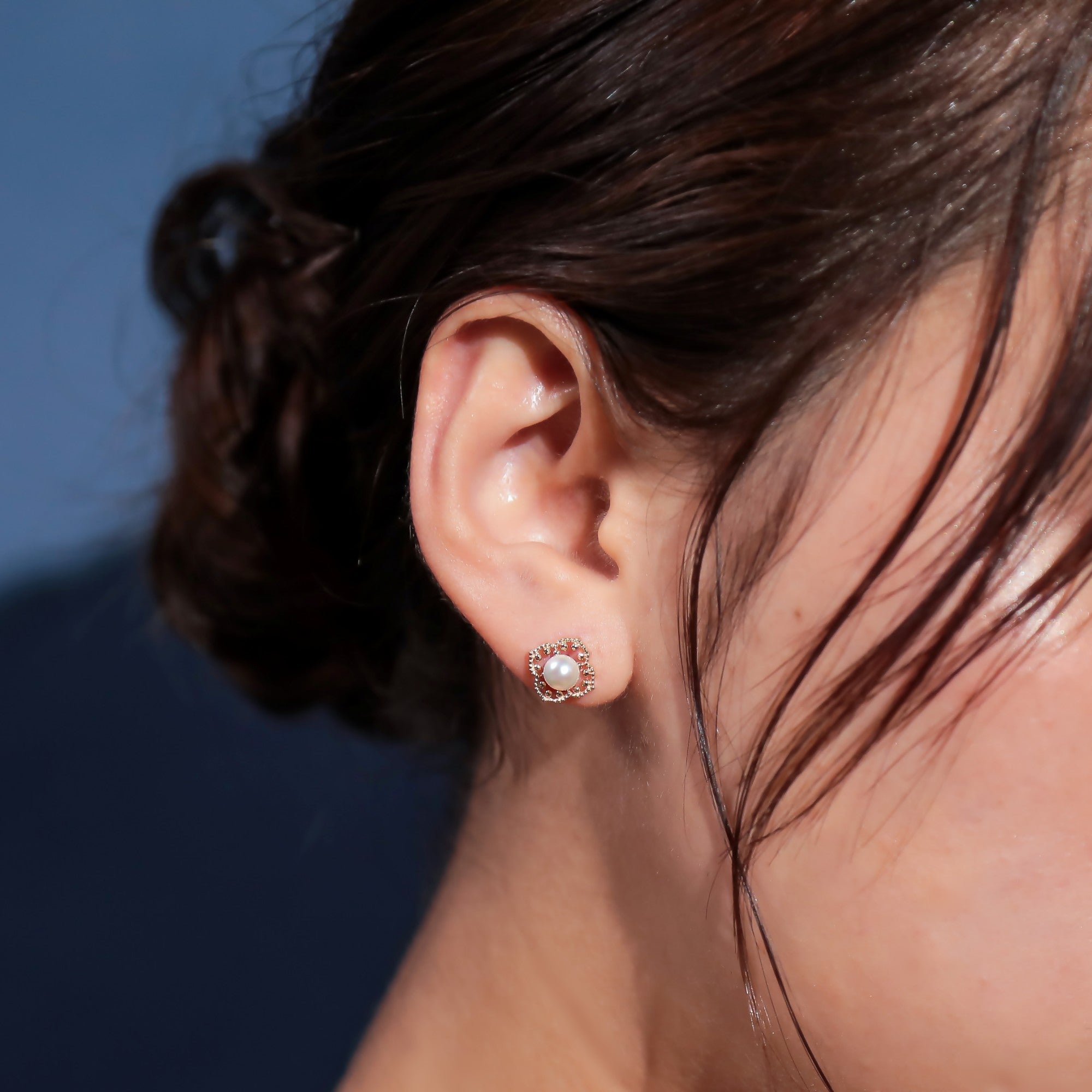 Fleur Eclat Akoya Pearl Flower Earrings 5.0–5.5mm K10YG