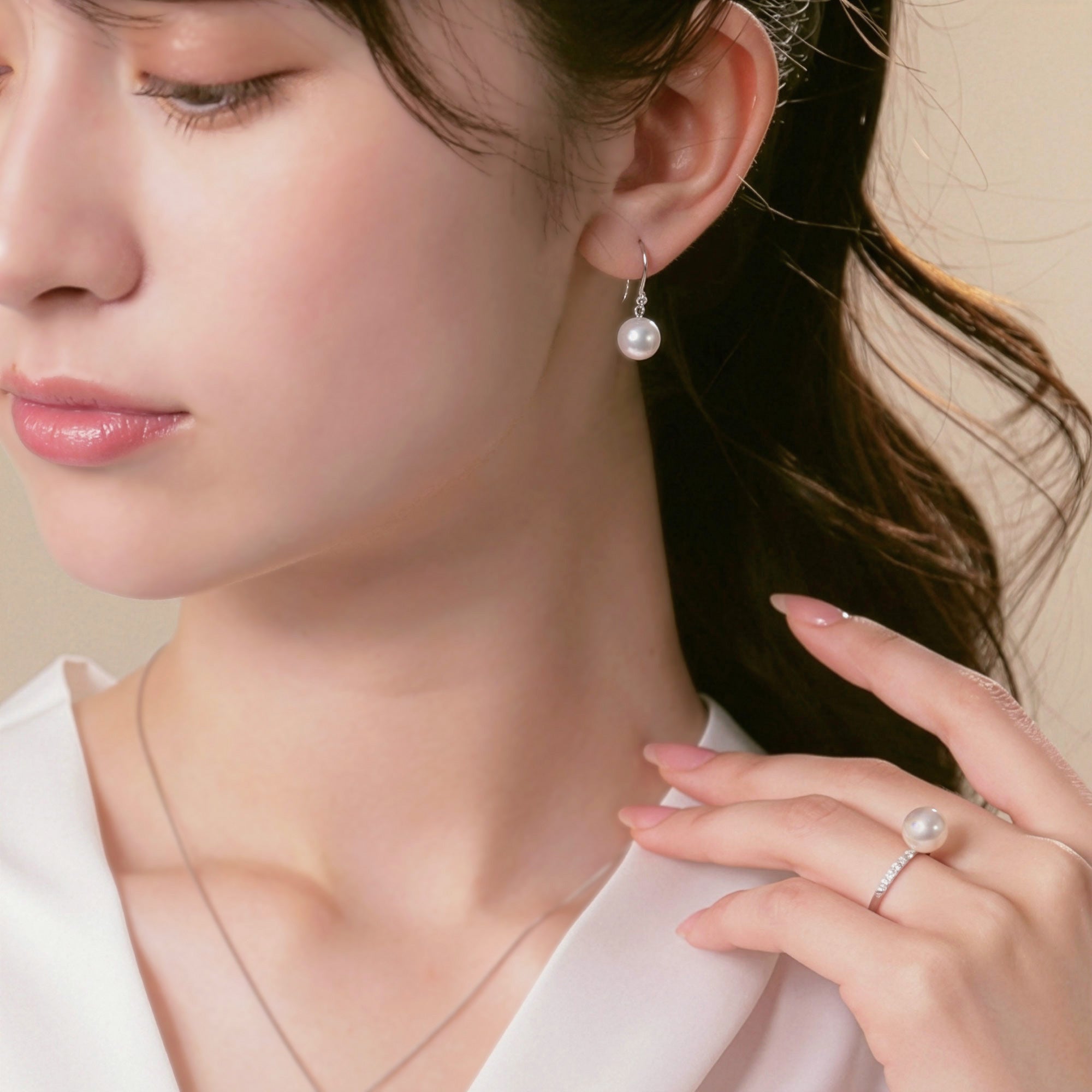 Aurora HANADAMA Akoya Pearl Hook Earrings 8.0–8.5mm PT900