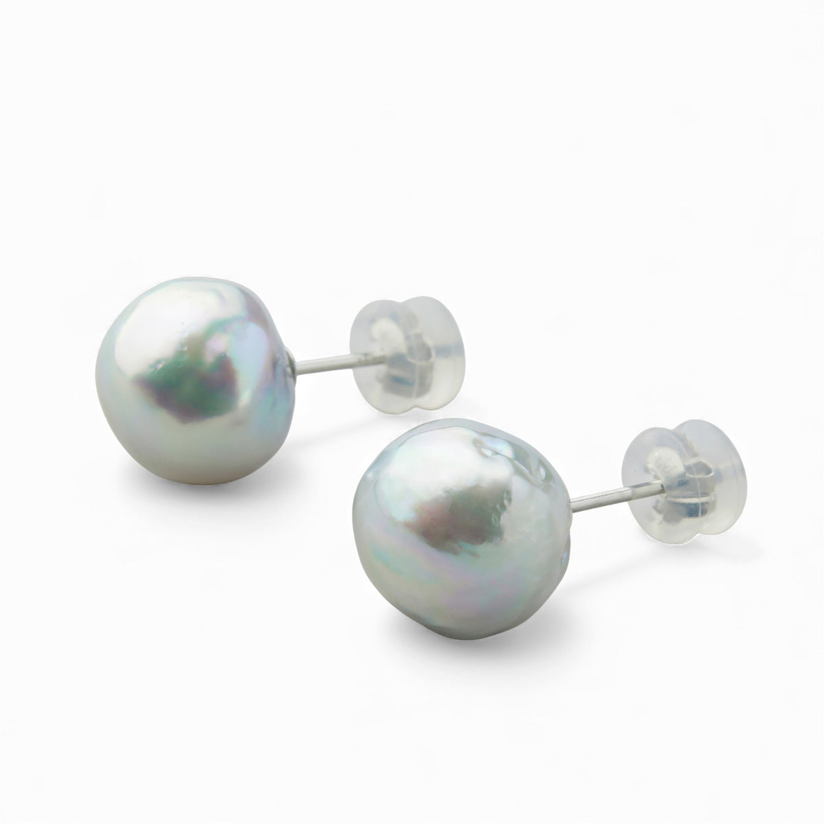 breeze Natural Color Akoya Pearl Pierced Earrings 11.0-11.5mm PT900