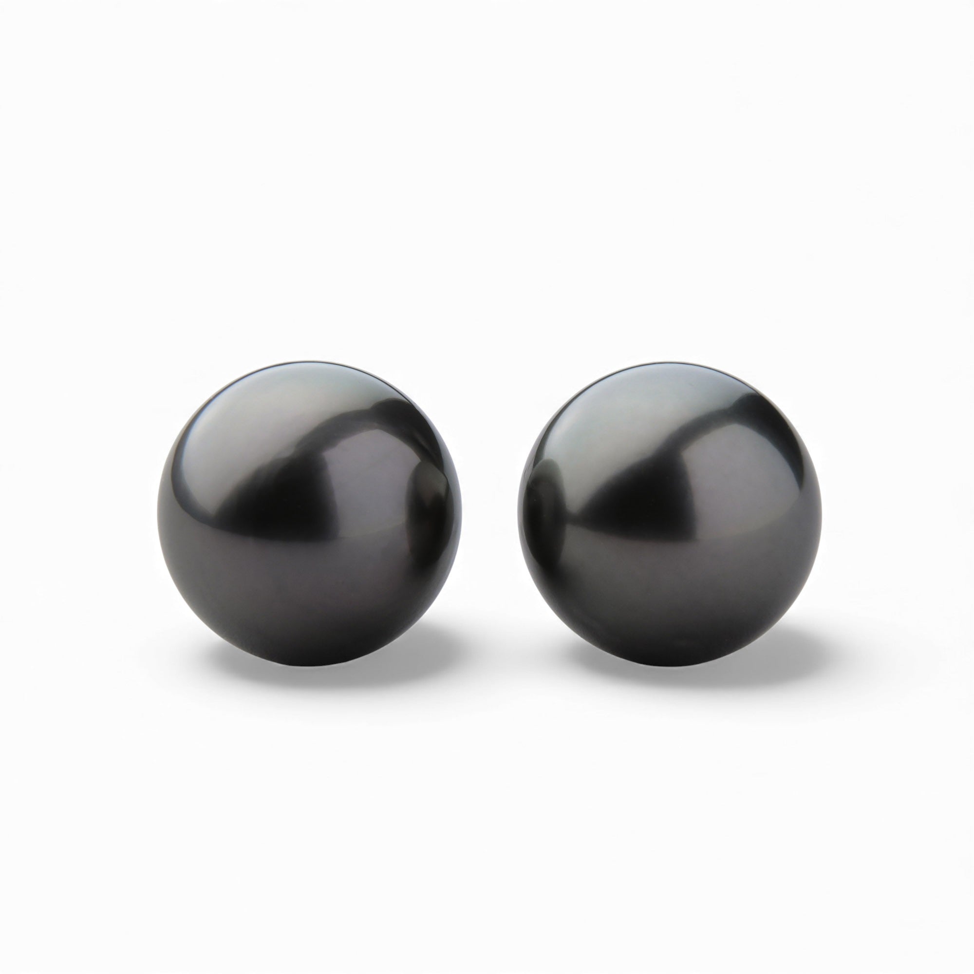 大溪地黑珍珠耳环 12mm+ PT900