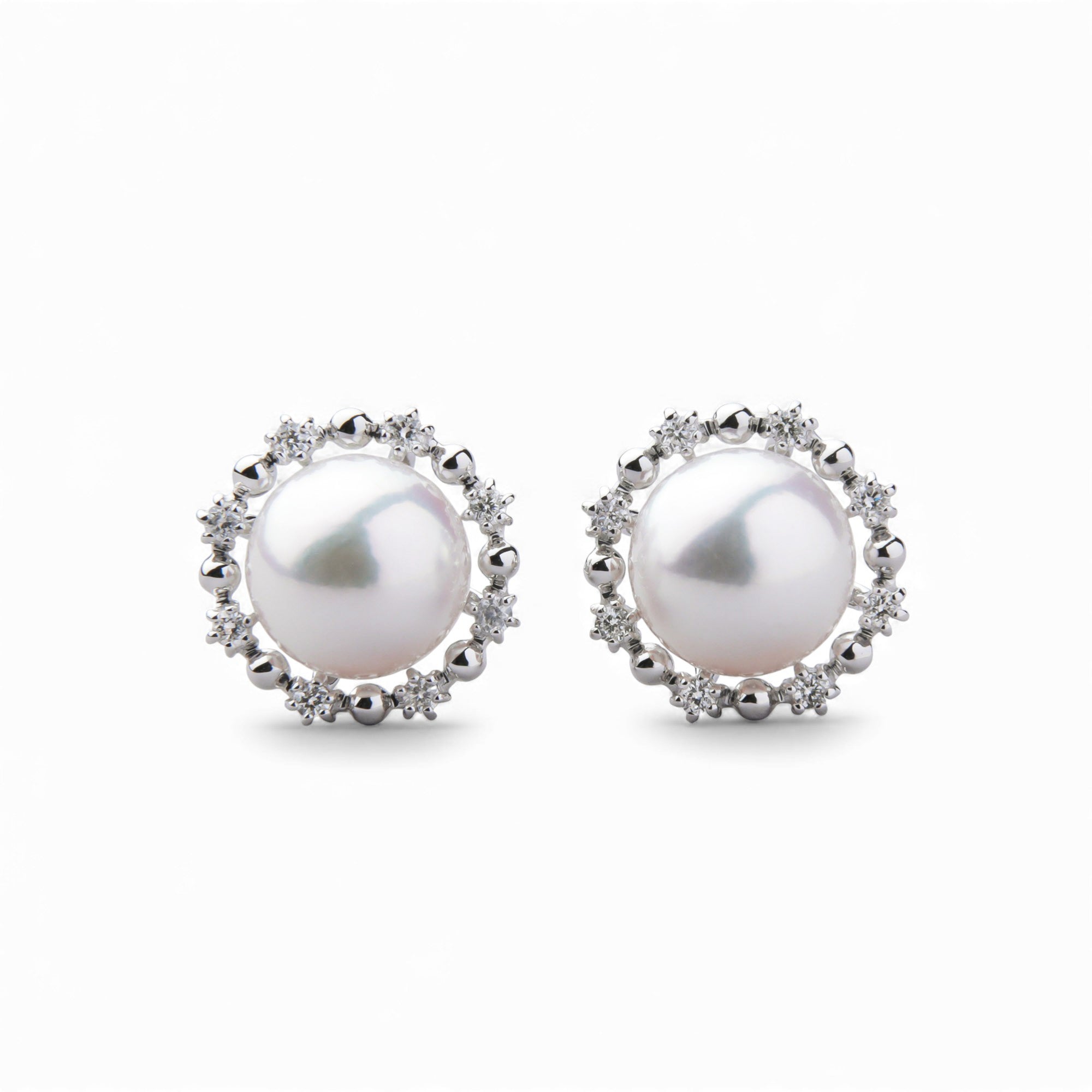 HANADAMA Akoya Pearl Earrings 7.5–8.0mm PT900 Halo Setting -TOP Quality-