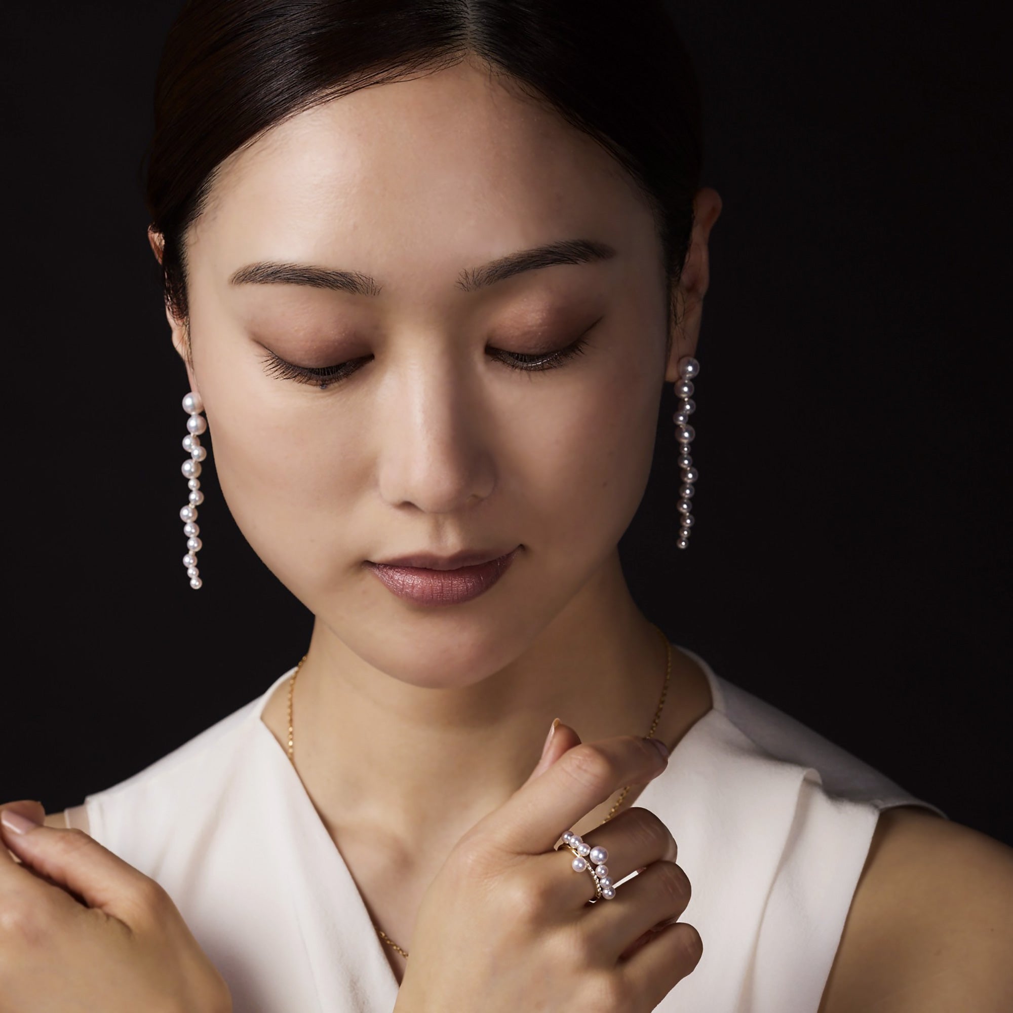 TAKUMI Pearl Earrings