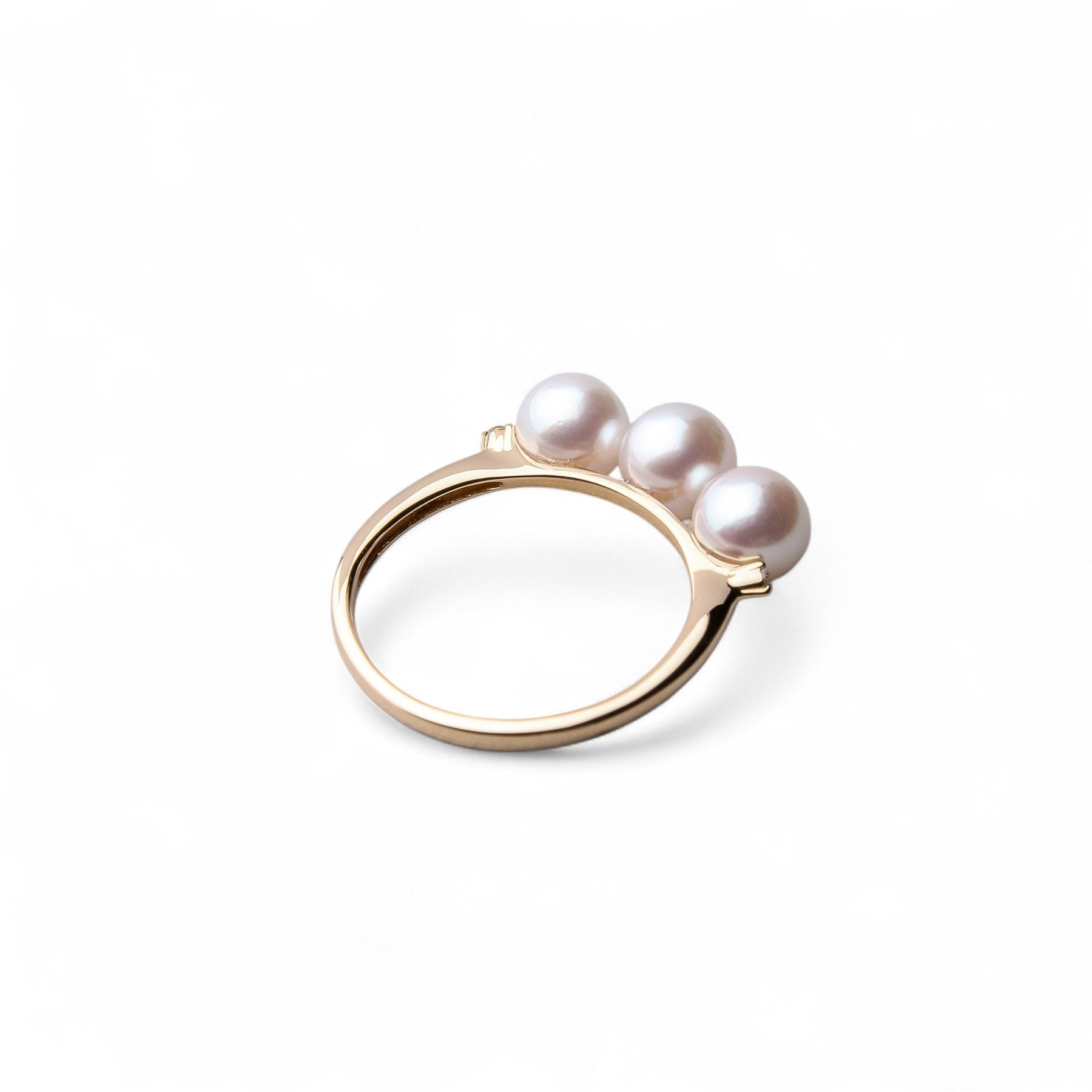 Carina Akoya Pearl Ring 5.5–6.0 mm K18WG/K18YG