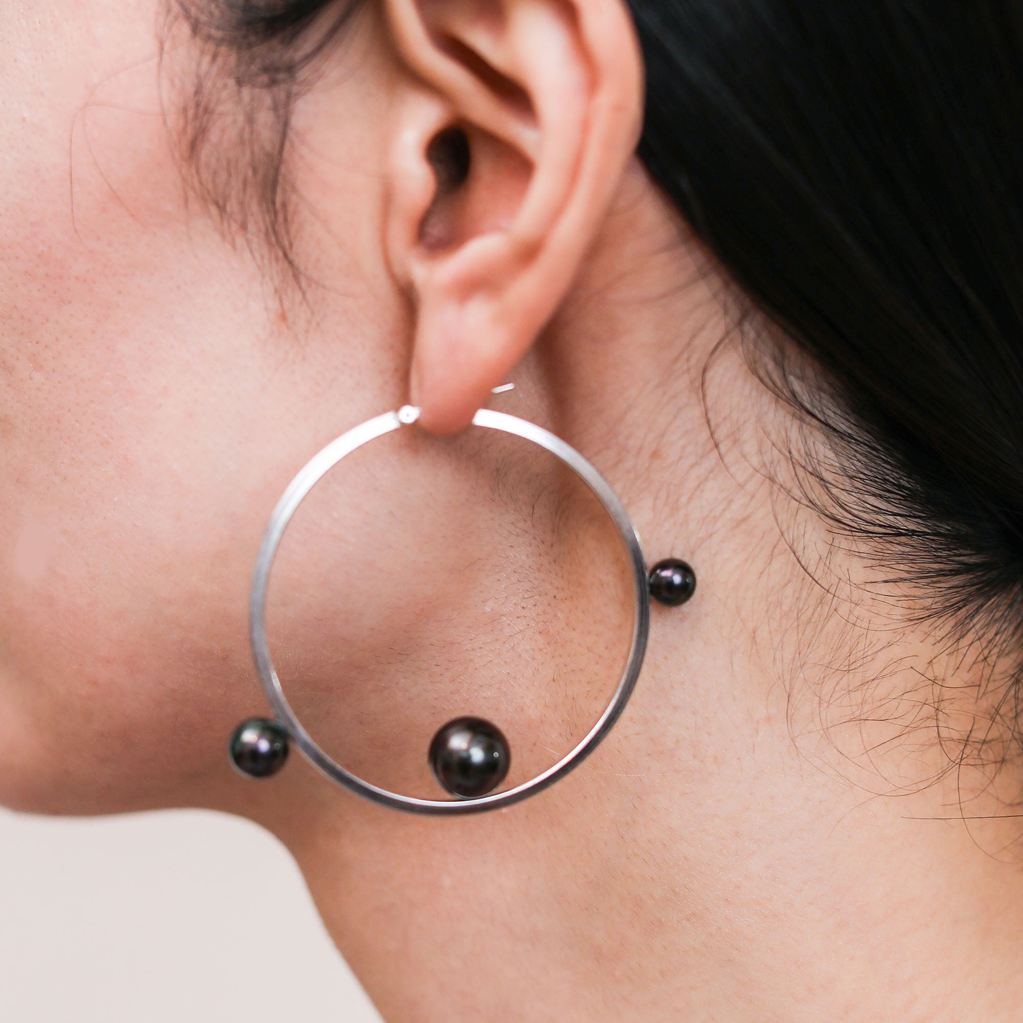 Mirage Earring Tahitian/Akoya Black Pearl 6–11mm SV925/K14WG