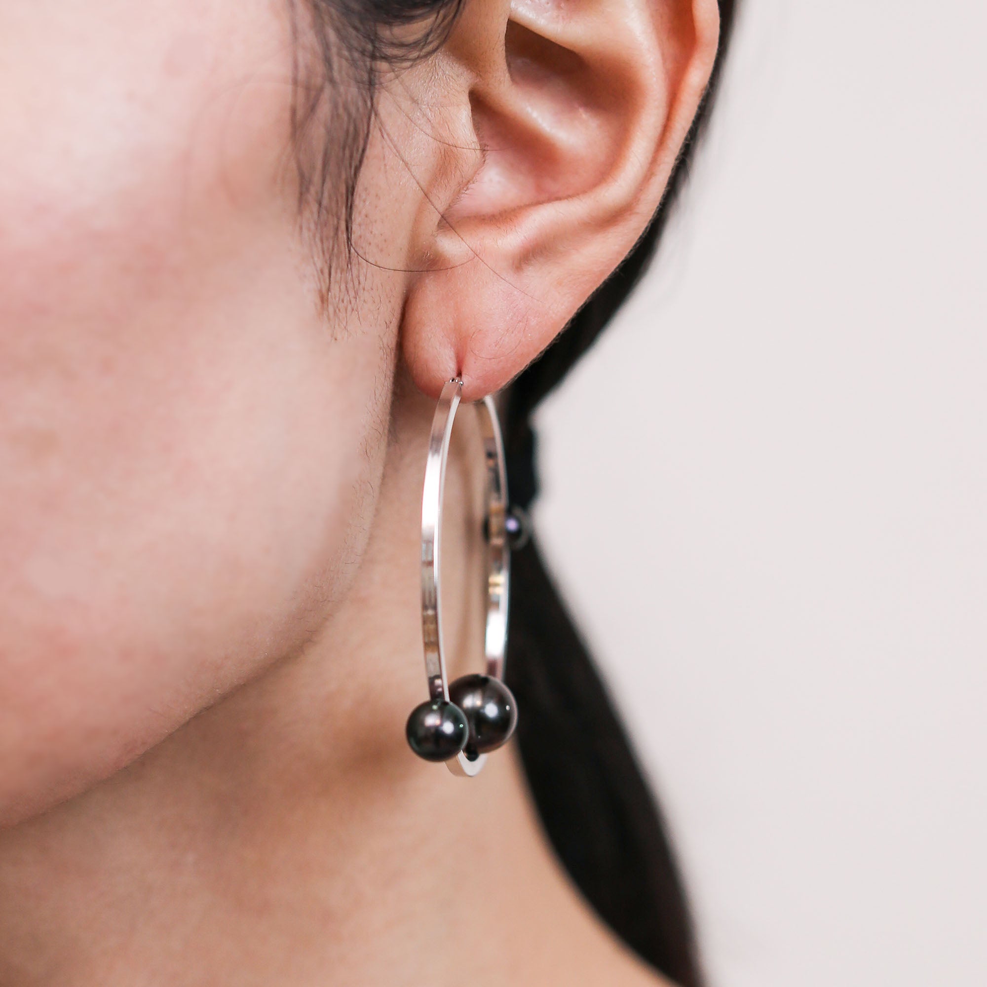 Mirage Earring Tahitian/Akoya Black Pearl 6–11mm SV925/K14WG